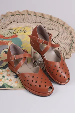 1940s style summer sandals /  wedges - Brown - Norma