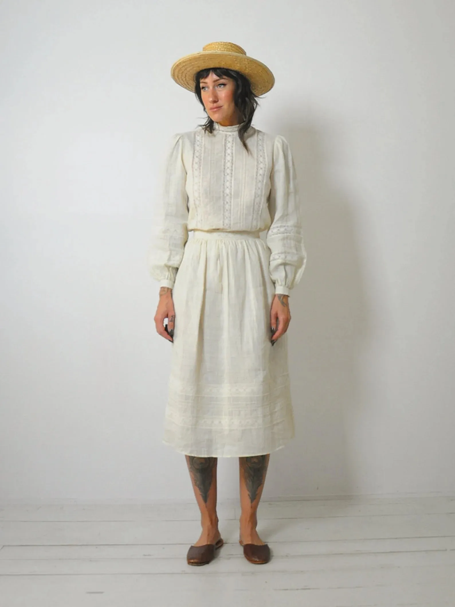 1970's Linen Lace 2 Piece Skirt Set