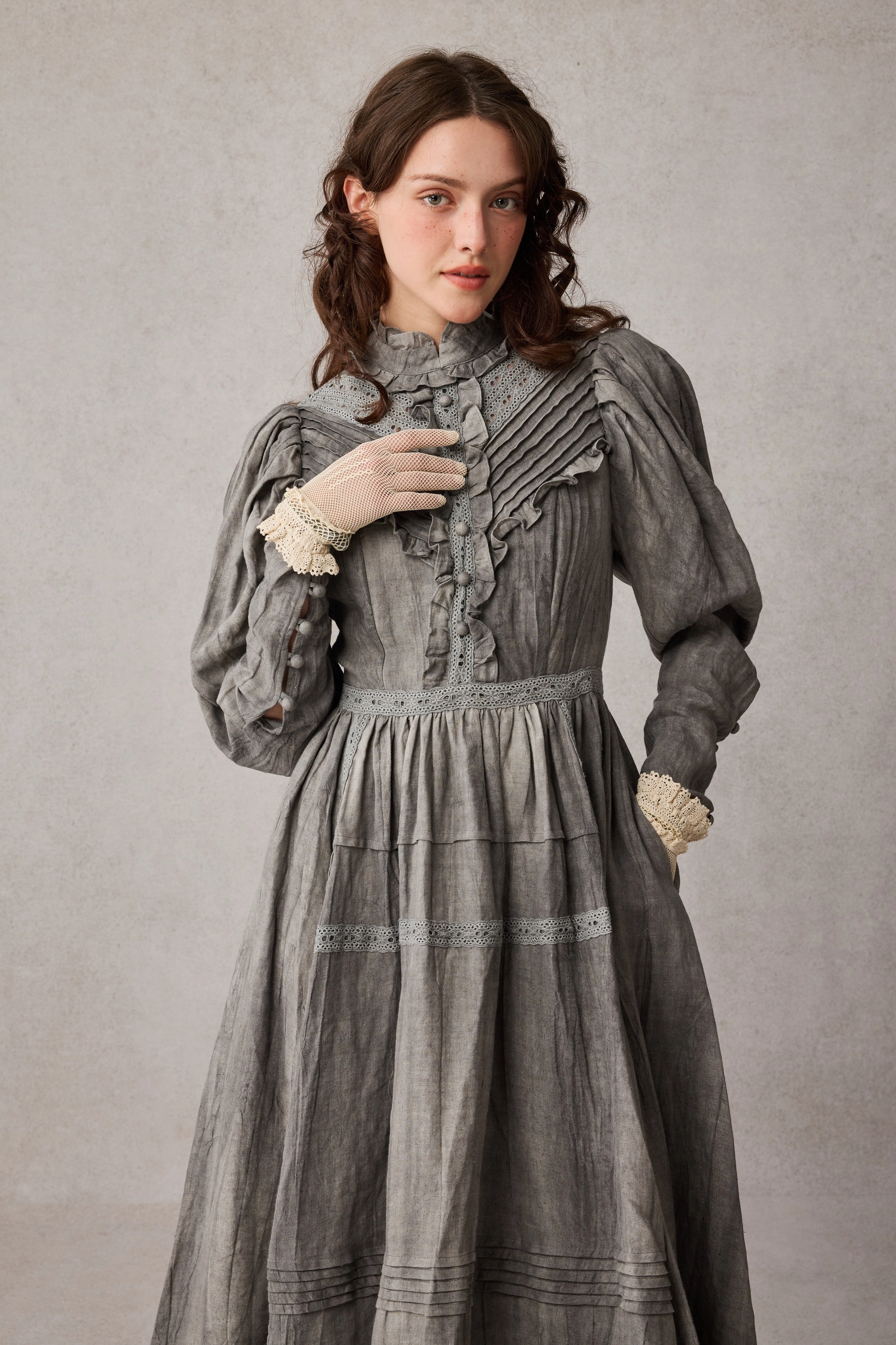 MARY 18 | VINTAGE LINEN DRESS GOWN Long Lasting Shape Retention