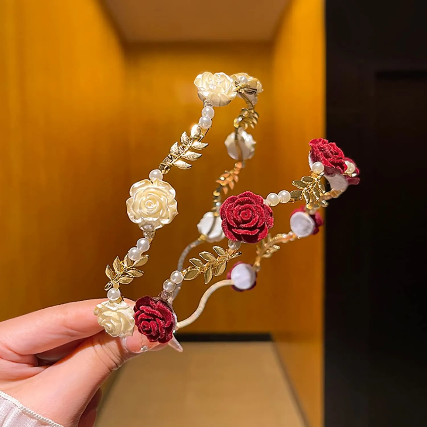 AIUPUOC Hairband, Red Rose Flower Metal Hair Accessories, Exquisite Hair Hoop Hairbands Hair Band Hairpin for Women Girls Scrunchies 1Pcs