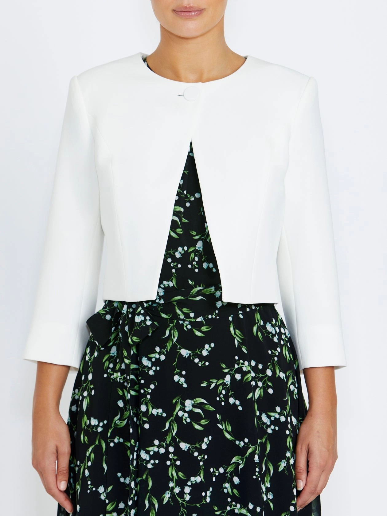 WindproofConstruction Ivory Crepe Single Button Jacket