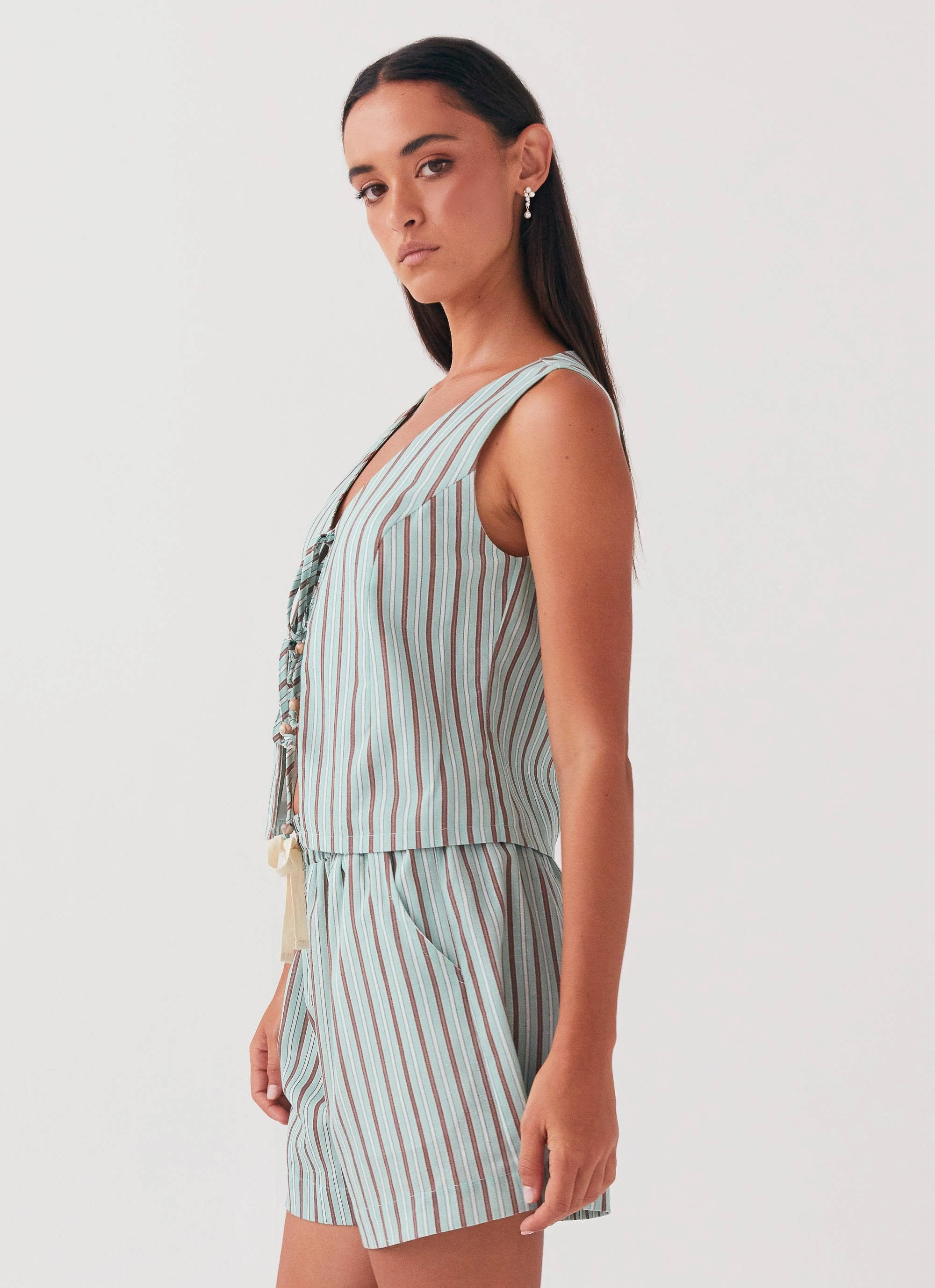 Stretch Layer Fit Allania Linen Shorts - Coastal Stripe