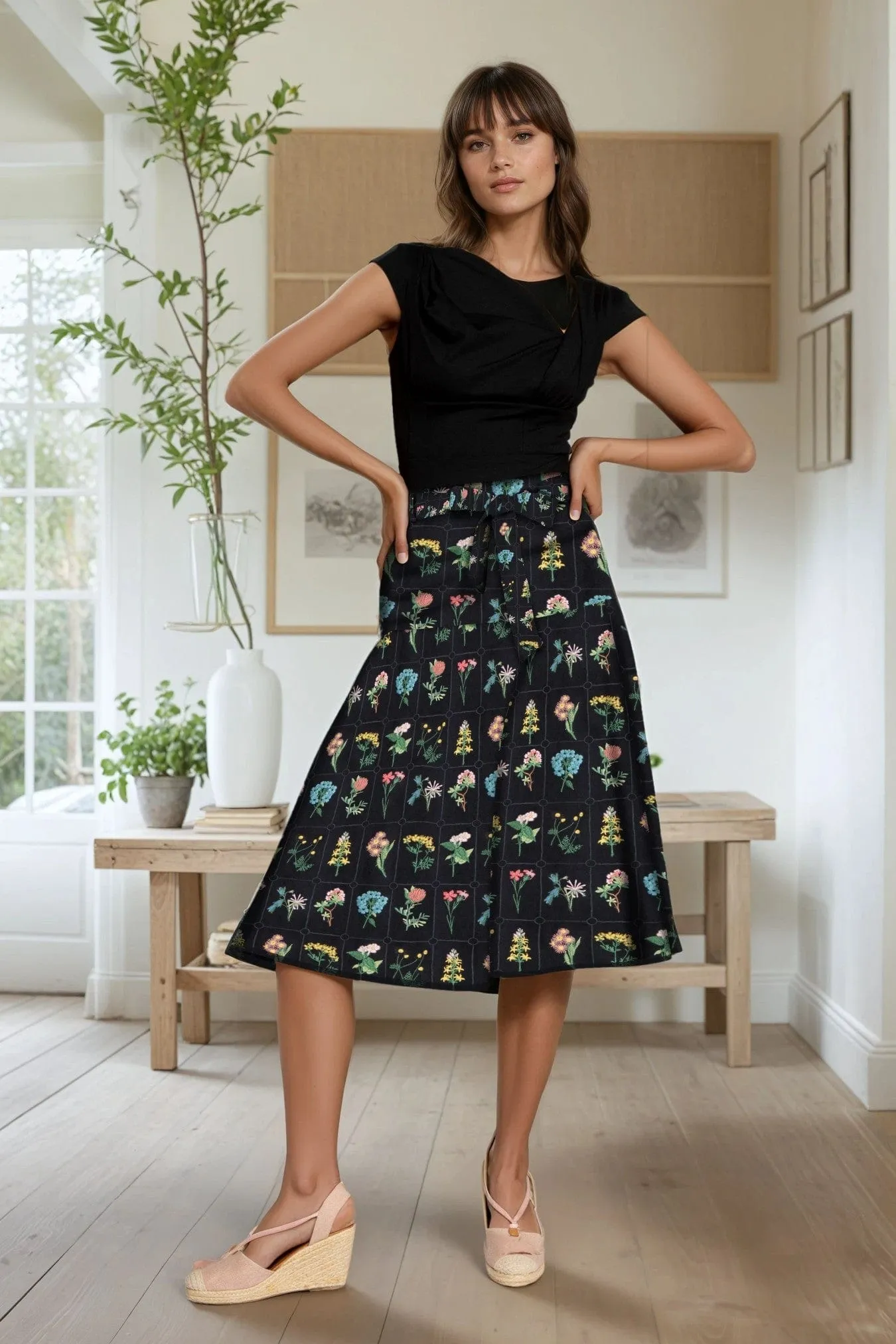 Young adult Allas Skirt ?C Botanicals