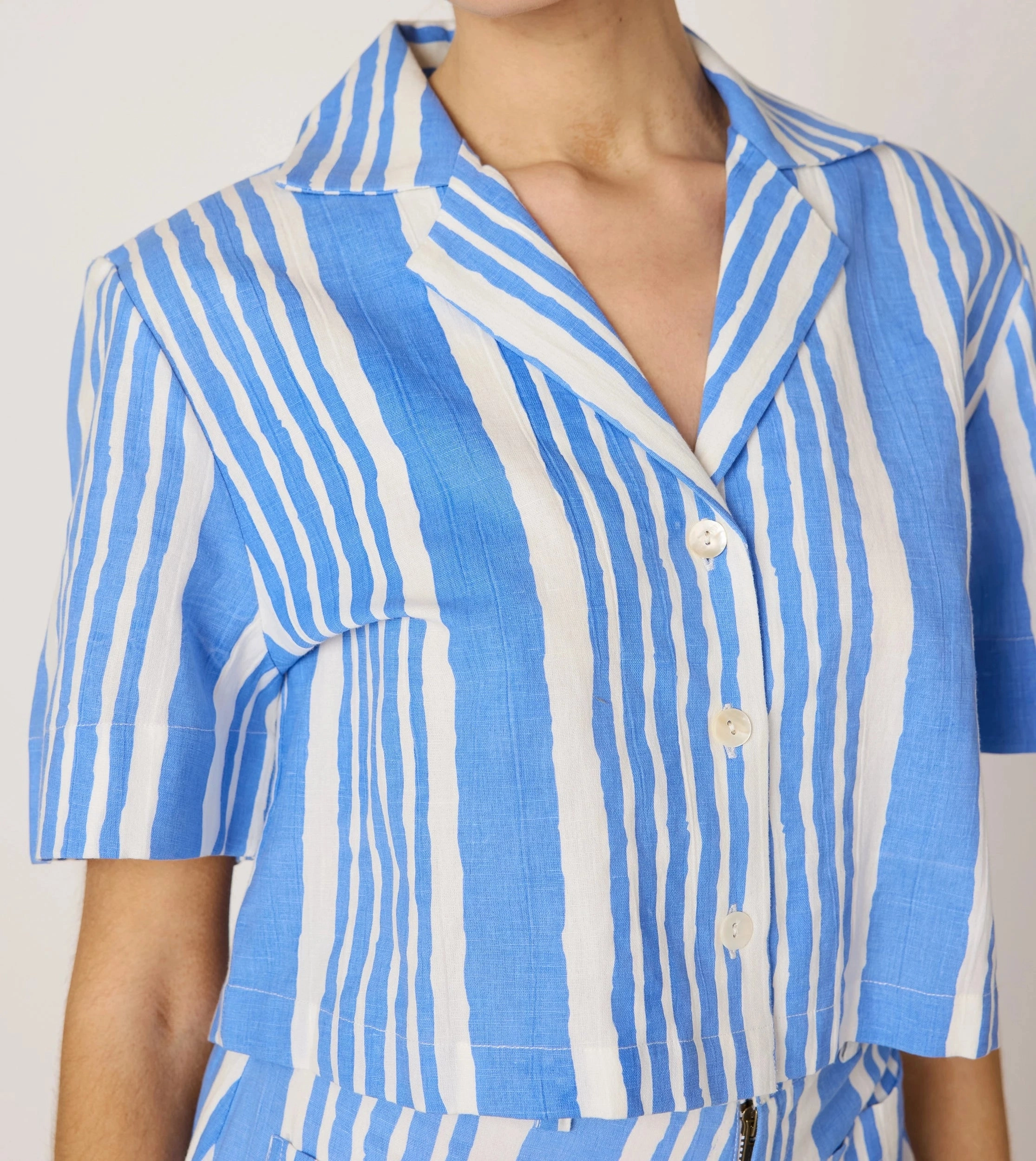 YarnBlend Mizuki Blouse | Blue Vecchio Stripe