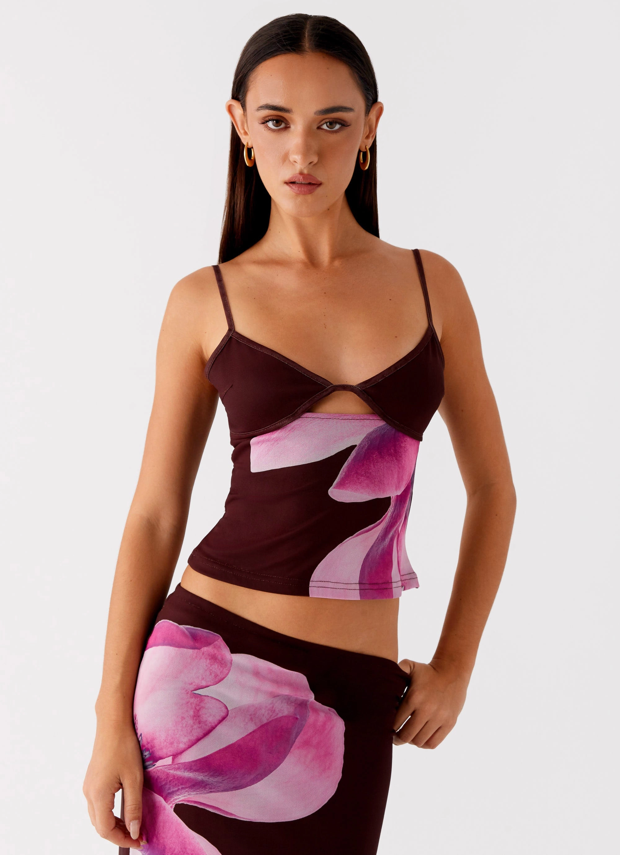 NonIrritatingEdges Versatile Layering Cut Alpha Cut Out Top - Dark Chocolate
