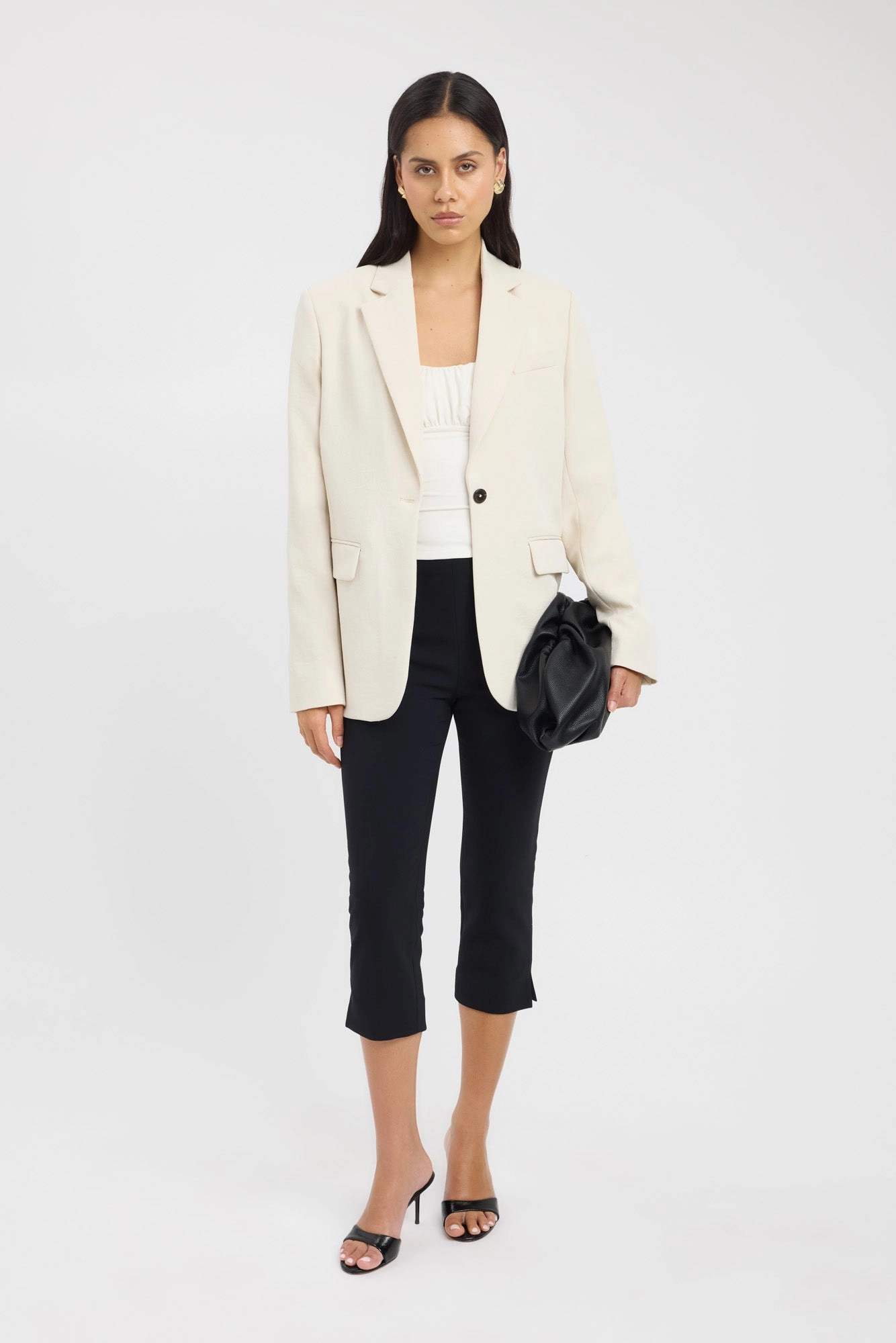 Flattering Comfort Alto Capri Pant