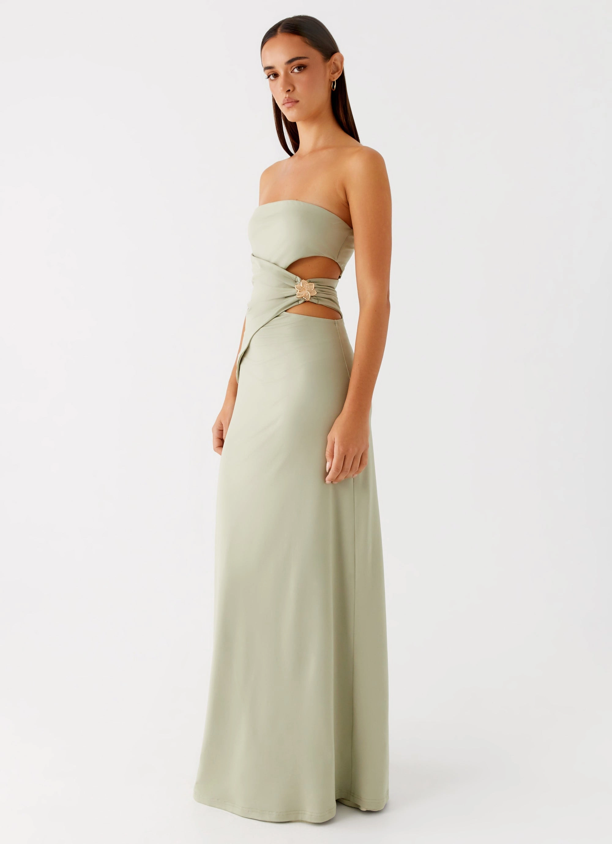 Anetta Maxi Dress - Sage ContrastStitching Fit Vibe