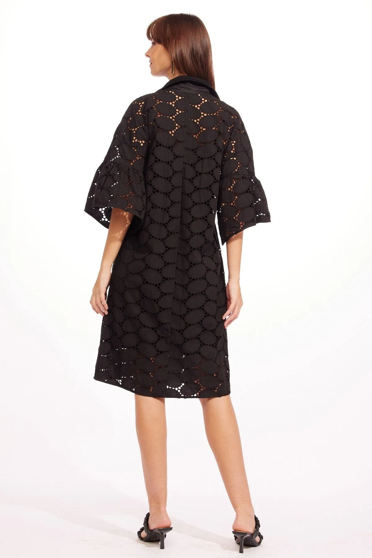 Ankara Dress - Black Oval Pleat Breeze