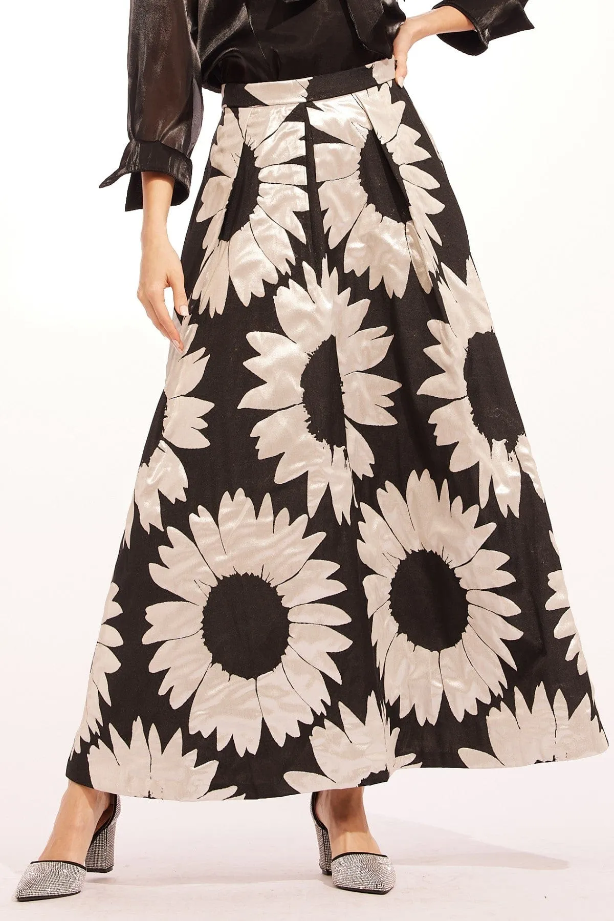 Anova Skirt - Silver bloom Stylish Choice Soft Mood