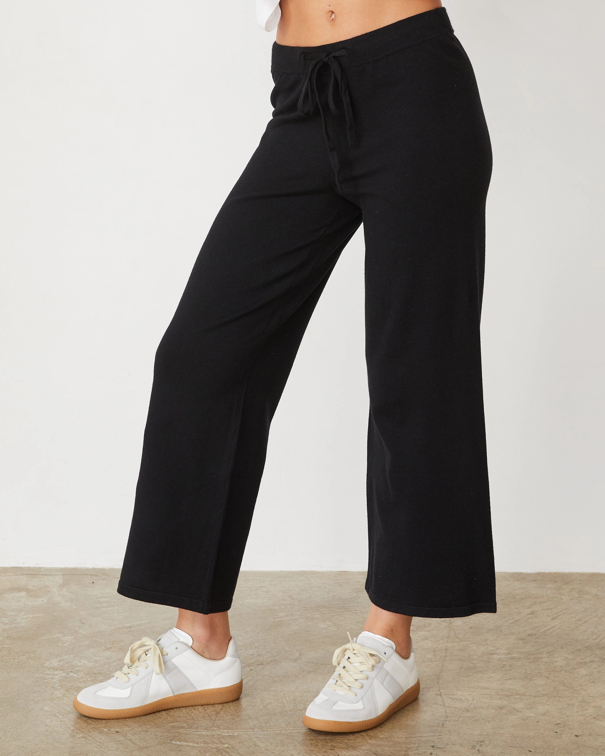 Slim wear Soft and Light Light Soft Knit Crop Lounge Pant