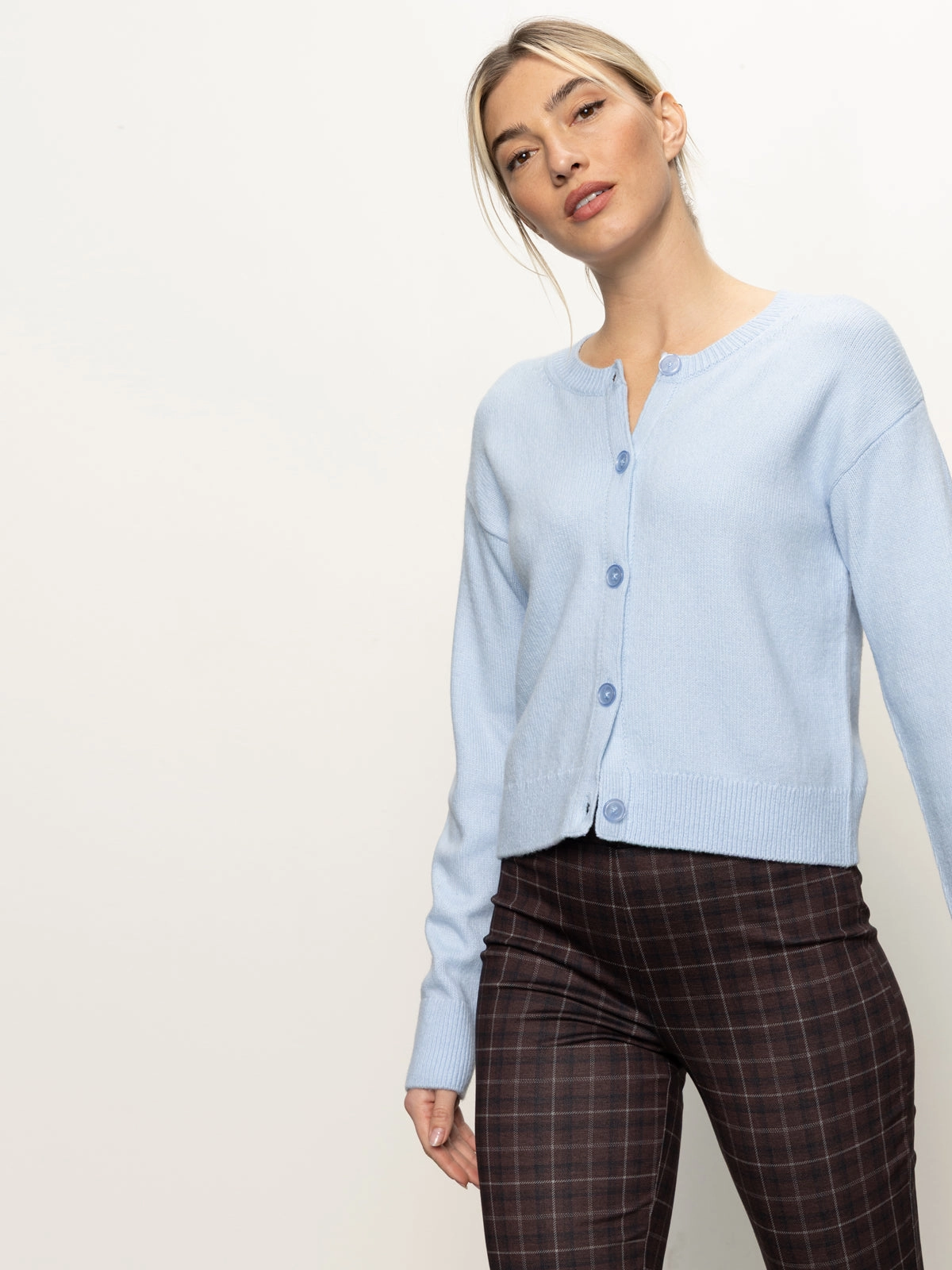 MultiDirectional Elasticity Must-Have Cardi Blue Powder