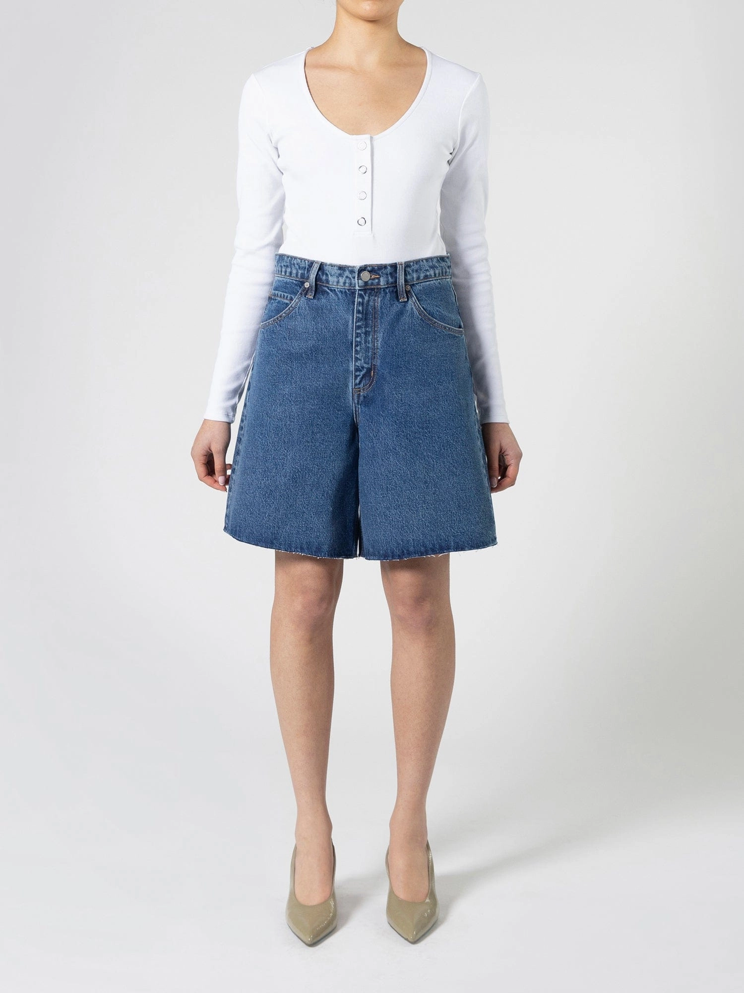 Rowan Short Paris UV protection layer Body Stretch