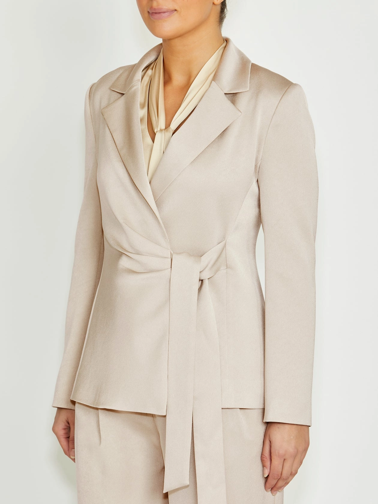 Chill Proof practice session Riviera Champagne Jacket