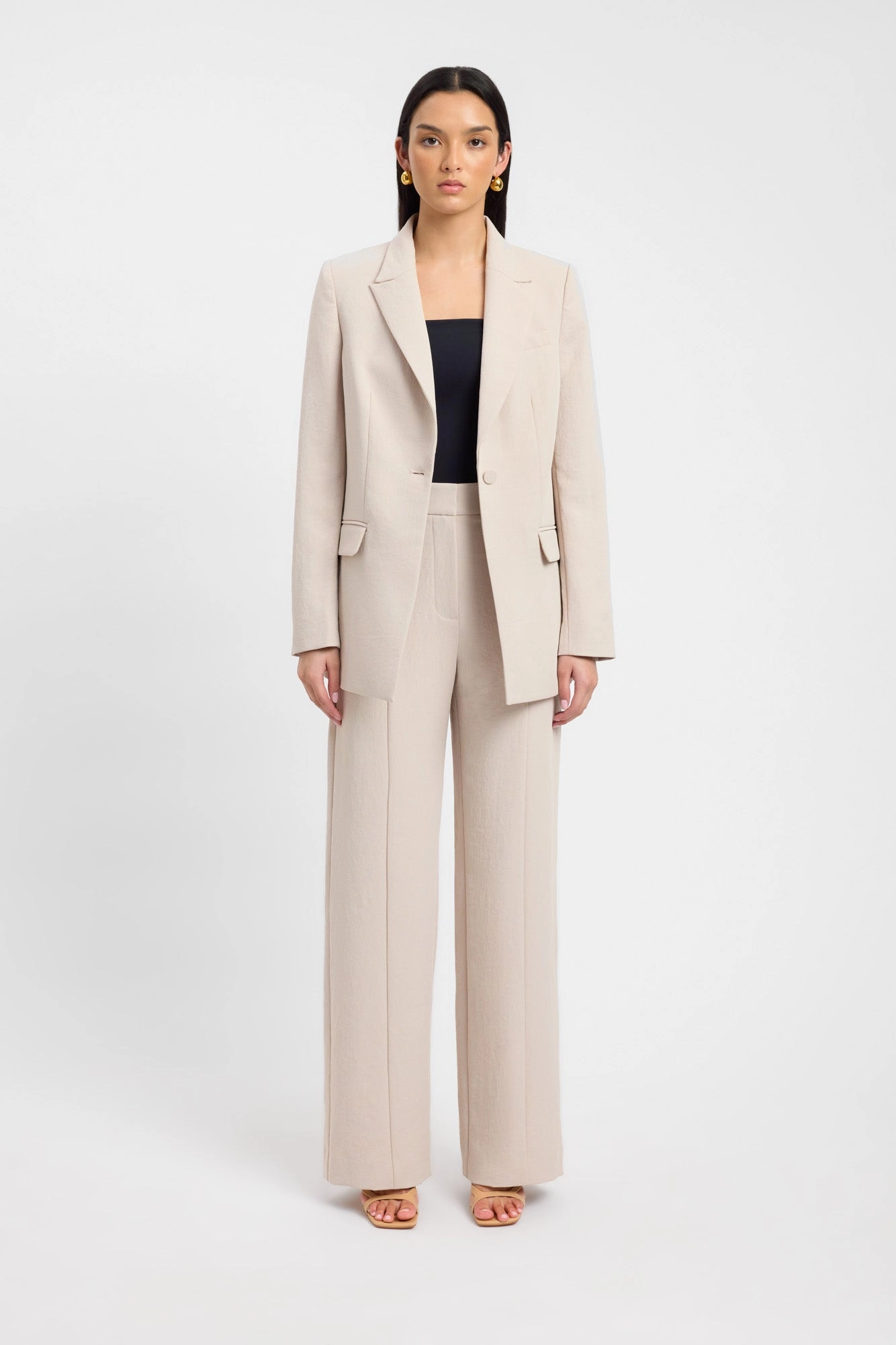 Ariel Boyfriend Blazer solo travel