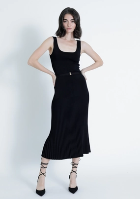 Aster Knit Set Easy to Style Smooth Tone Aster Knit Set