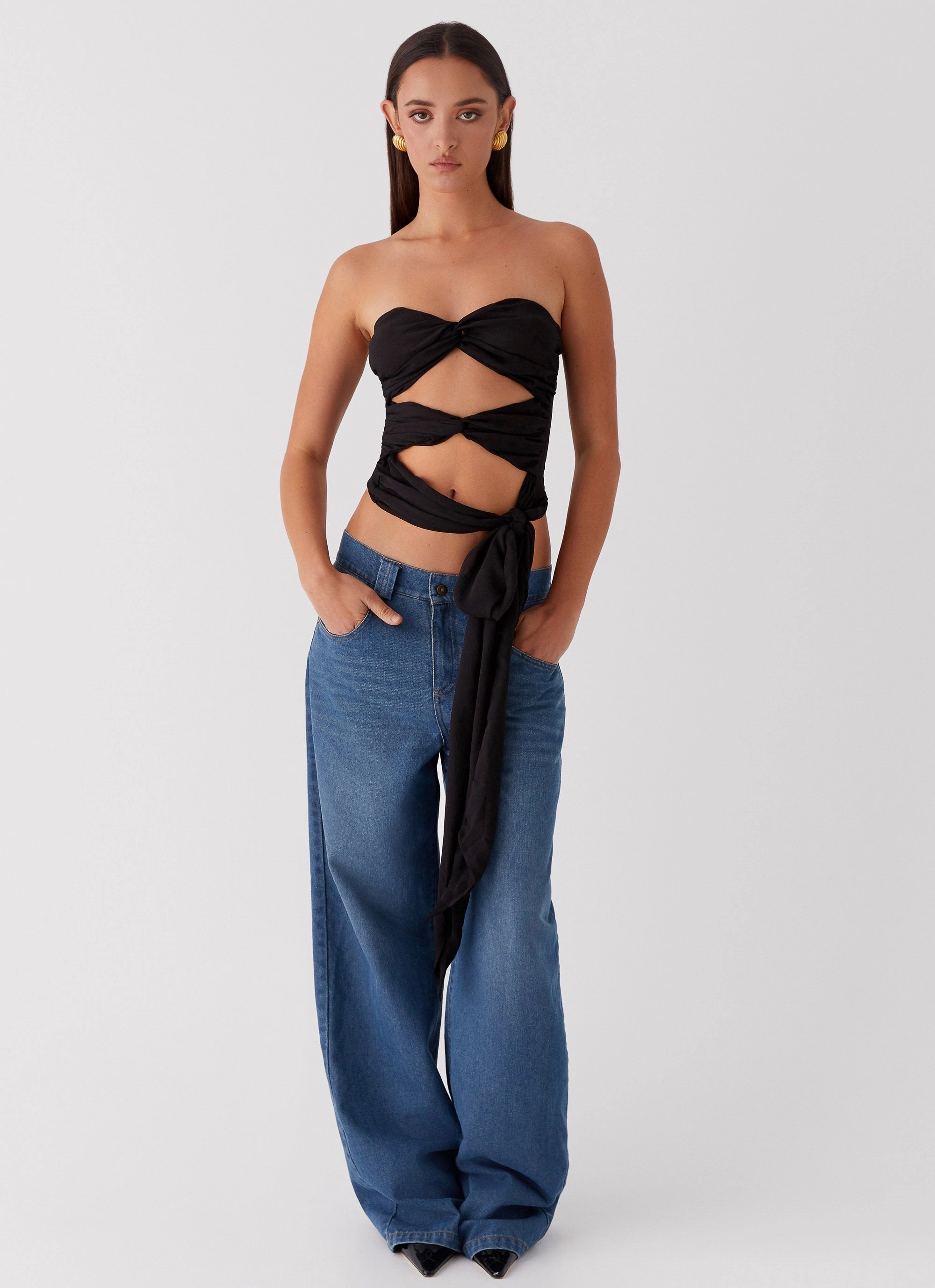 Microfiber Blended Fabric Sunlight Cascade Top - Black