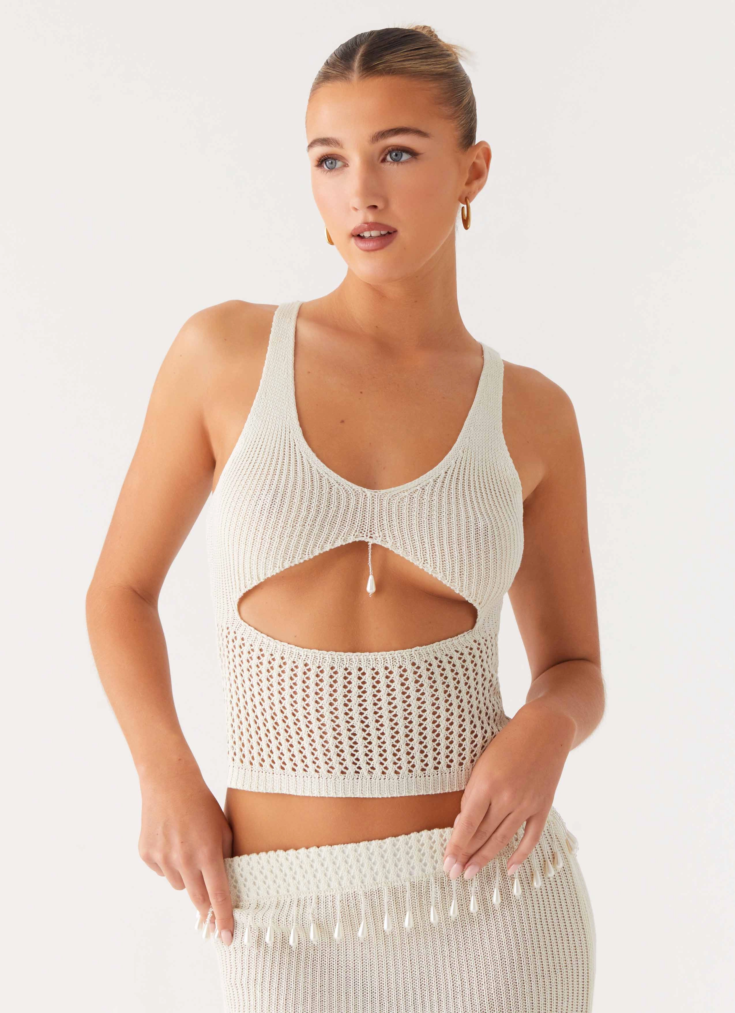 Basilia Knit Top - Off White Sleek Comfort