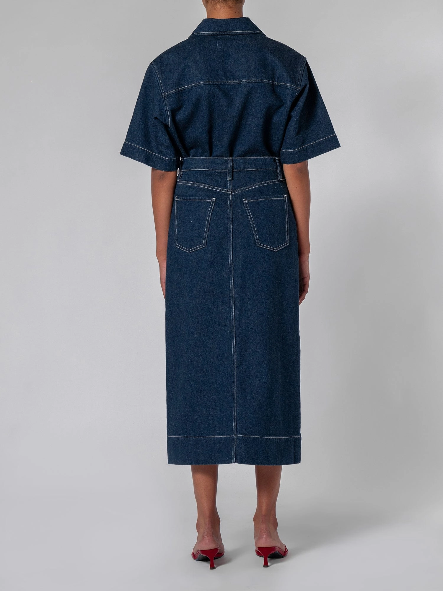 Bernadette Skirt Intense Slim Shape Contemporary Design