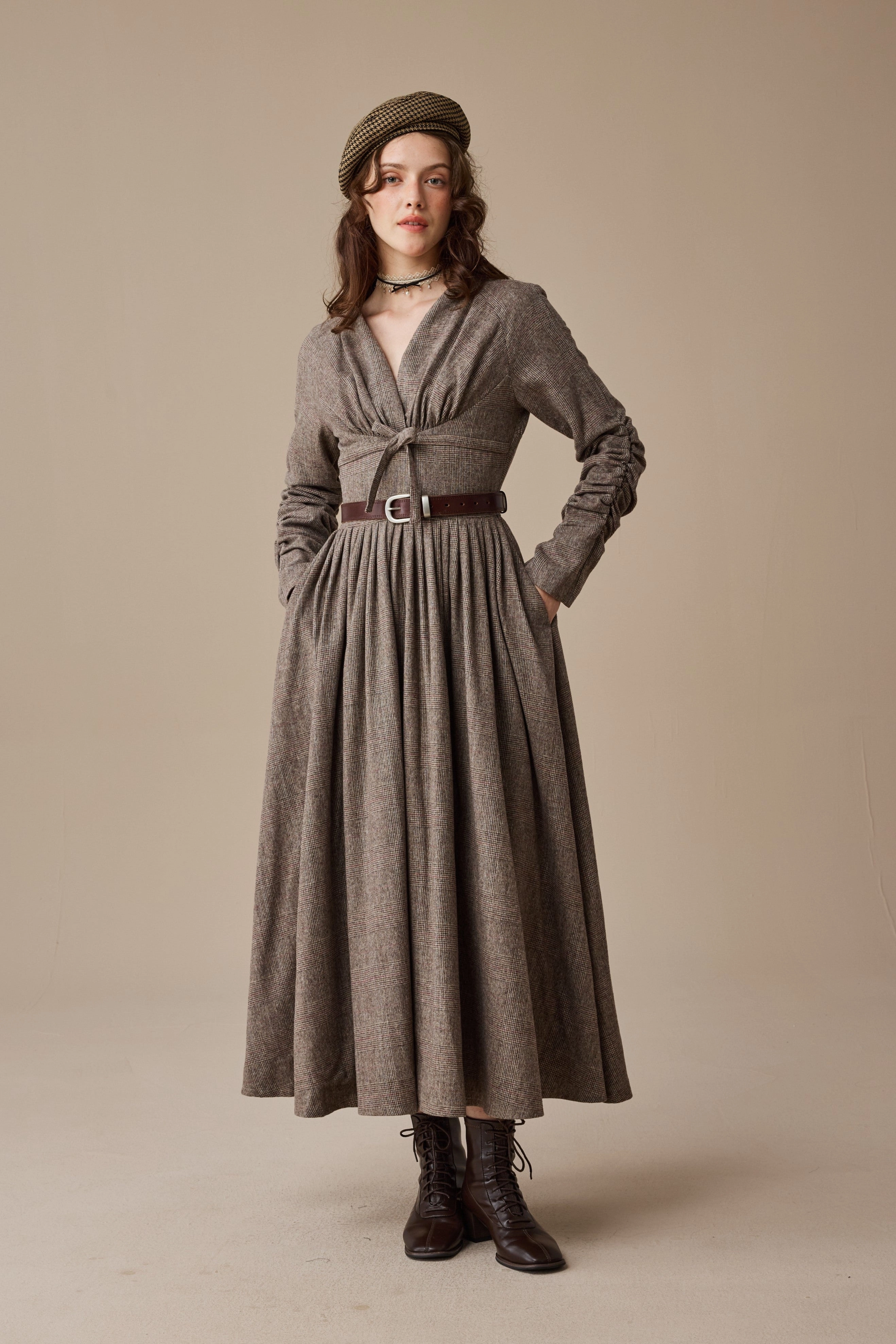 Reinforced Elbows Bette 24 |Gingham 100% Wool Dress