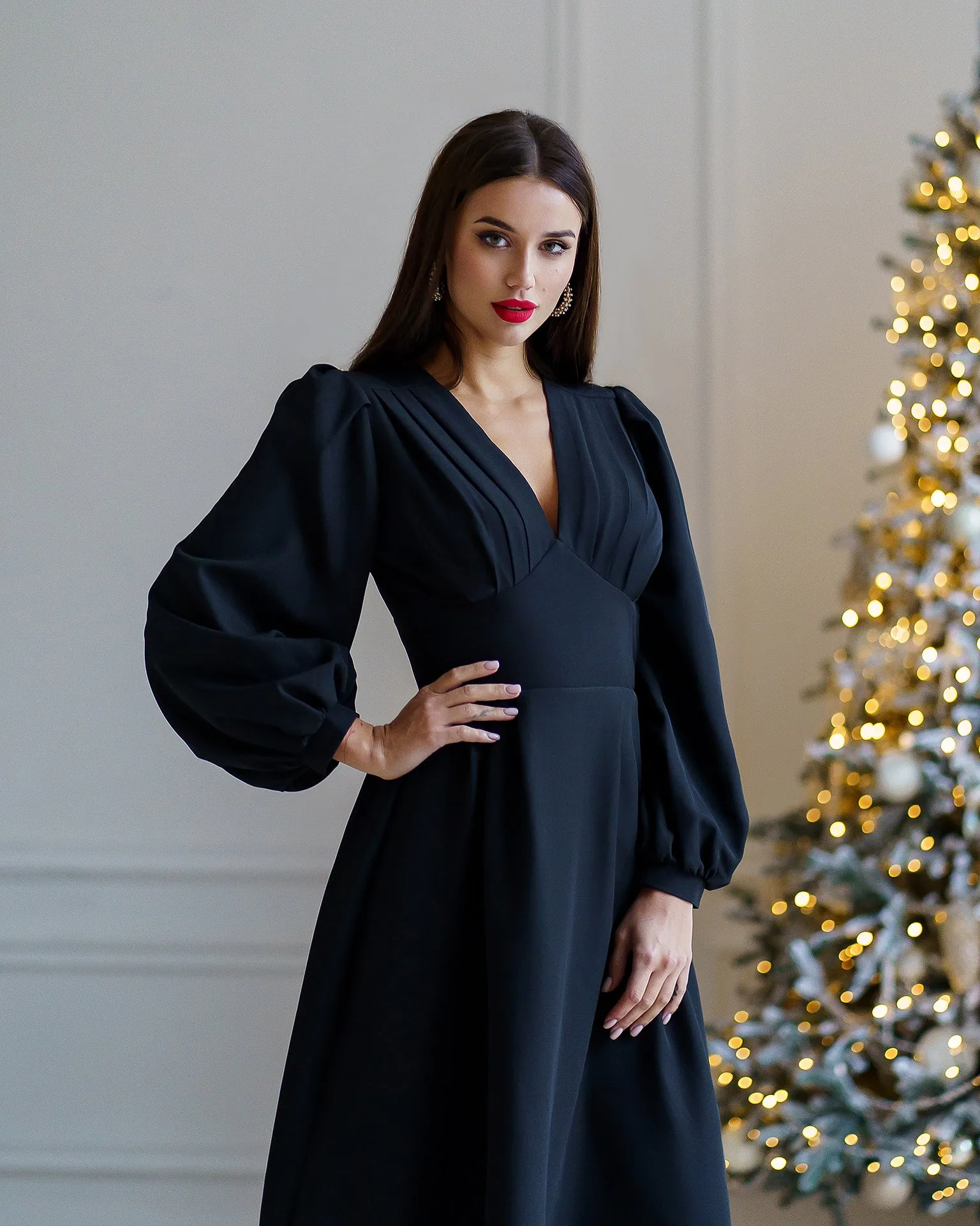 Black V-Neck Puff-Sleeve Midi Dress
