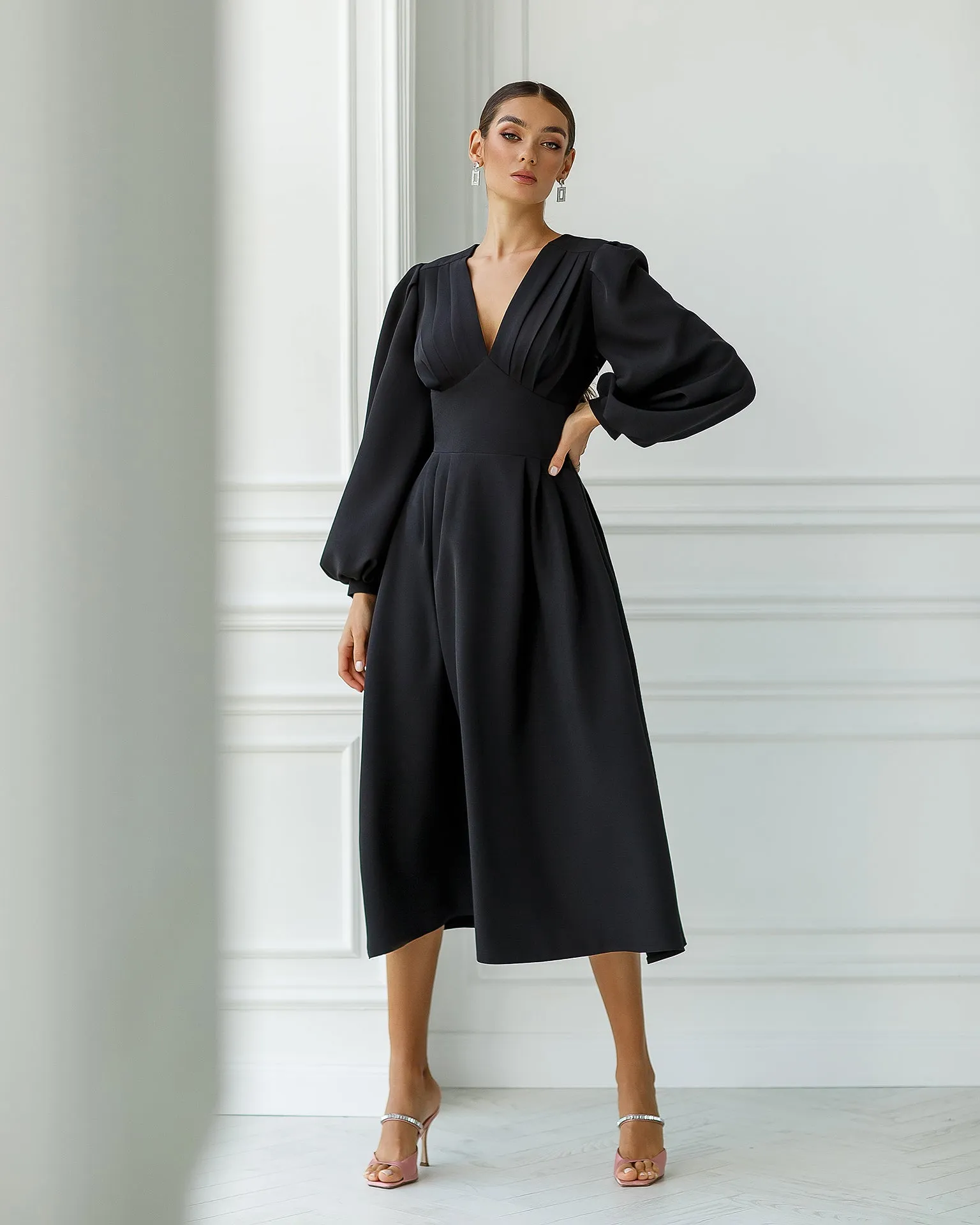 Black V-Neck Puff-Sleeve Midi Dress