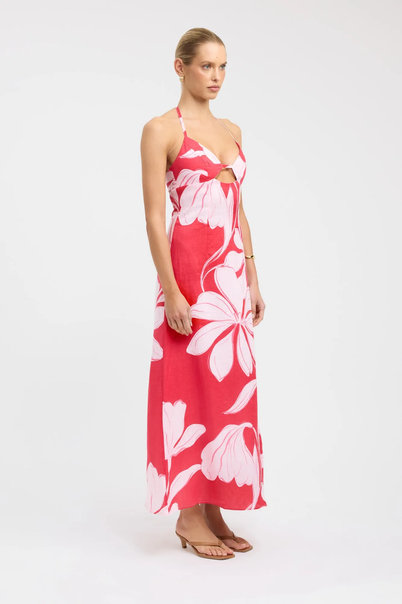 Capsule-Wardrobe Velvet-Touch Bloom Maxi Dress