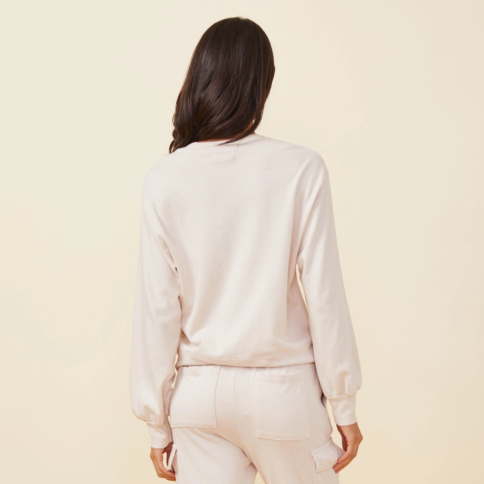 Odor Resistant Tear Resistant Blouson Sleeve Crew Neck Sweatshirt
