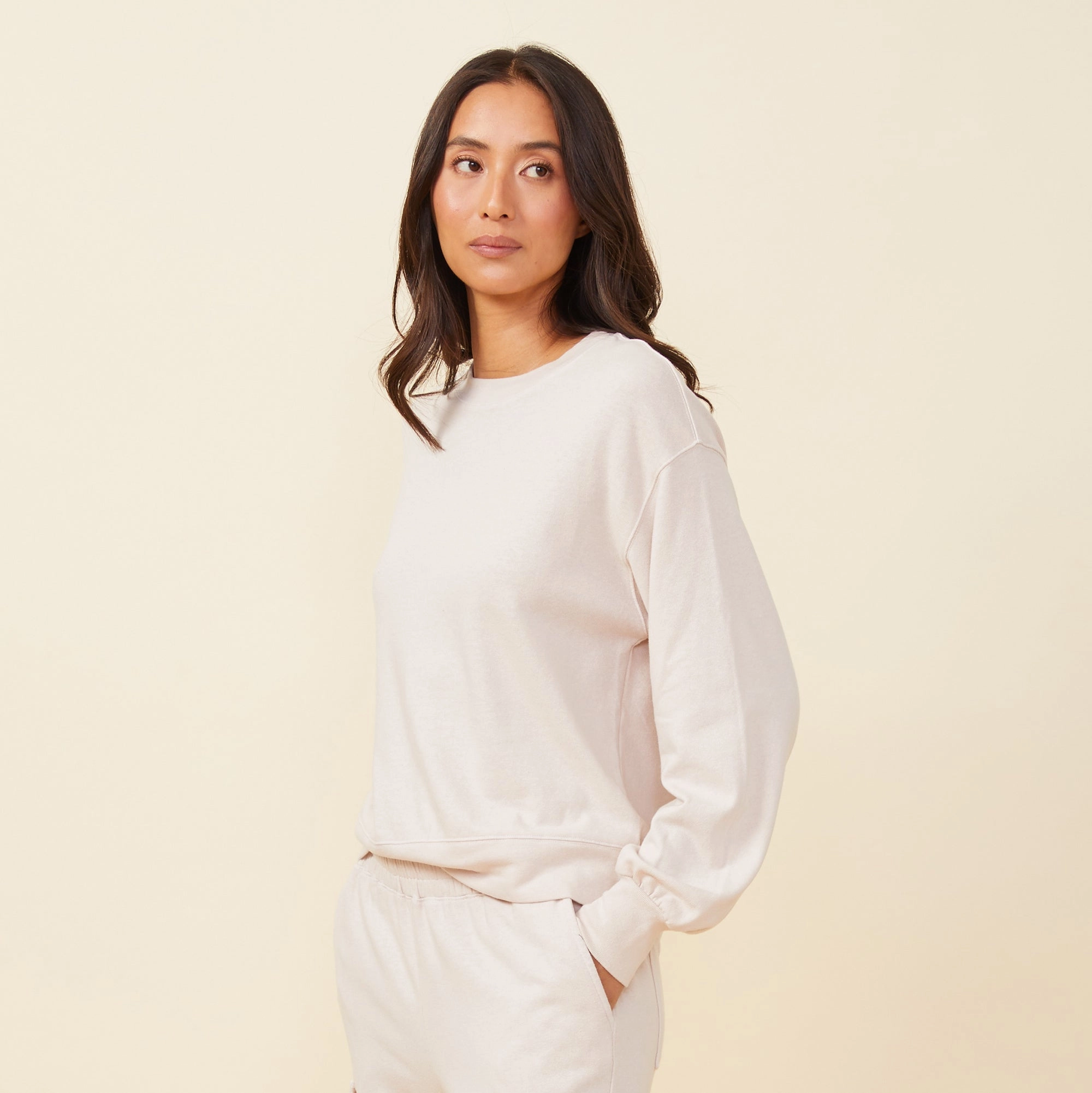 Blouson Sleeve Crew Neck Sweatshirt MoistureWicking Technology WeightedHem