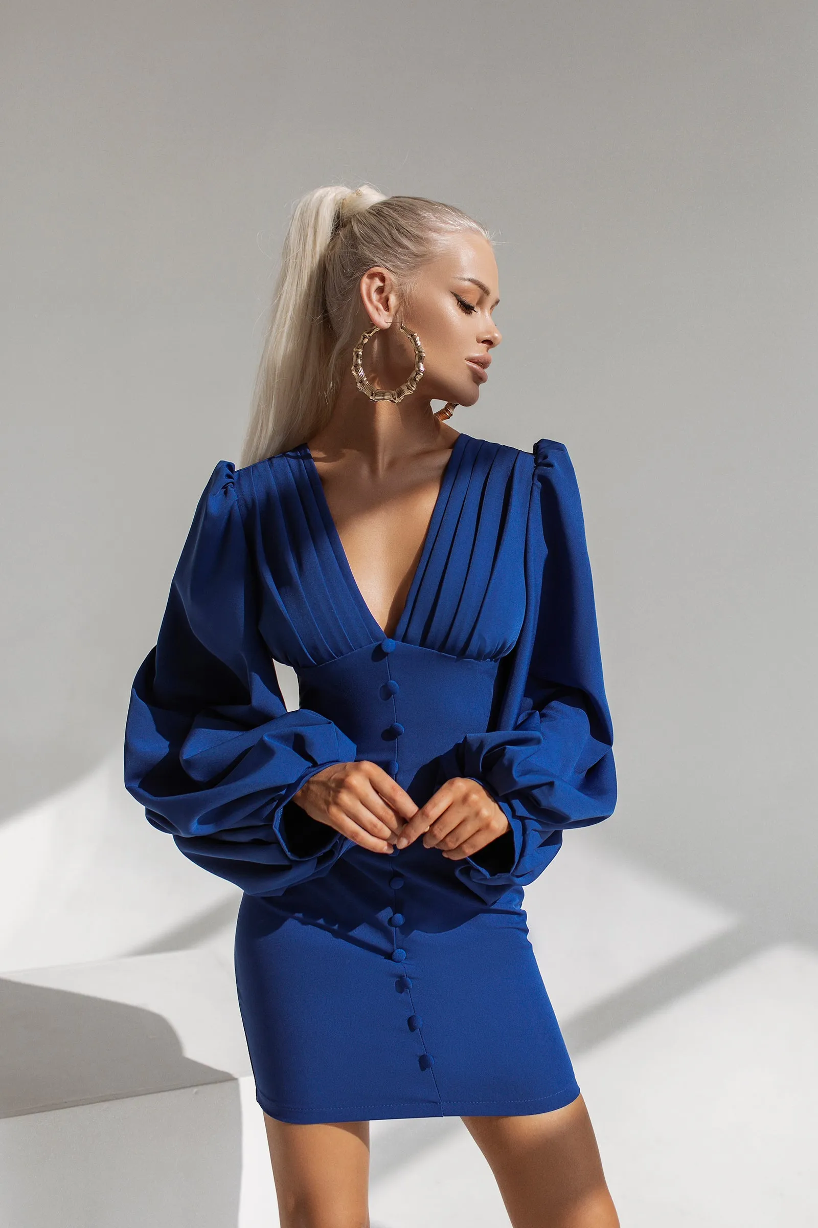 Blue Backless Puff Sleeve Mini Dress