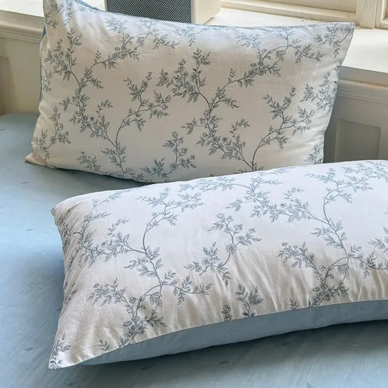 Blue Leaves Bedding Set