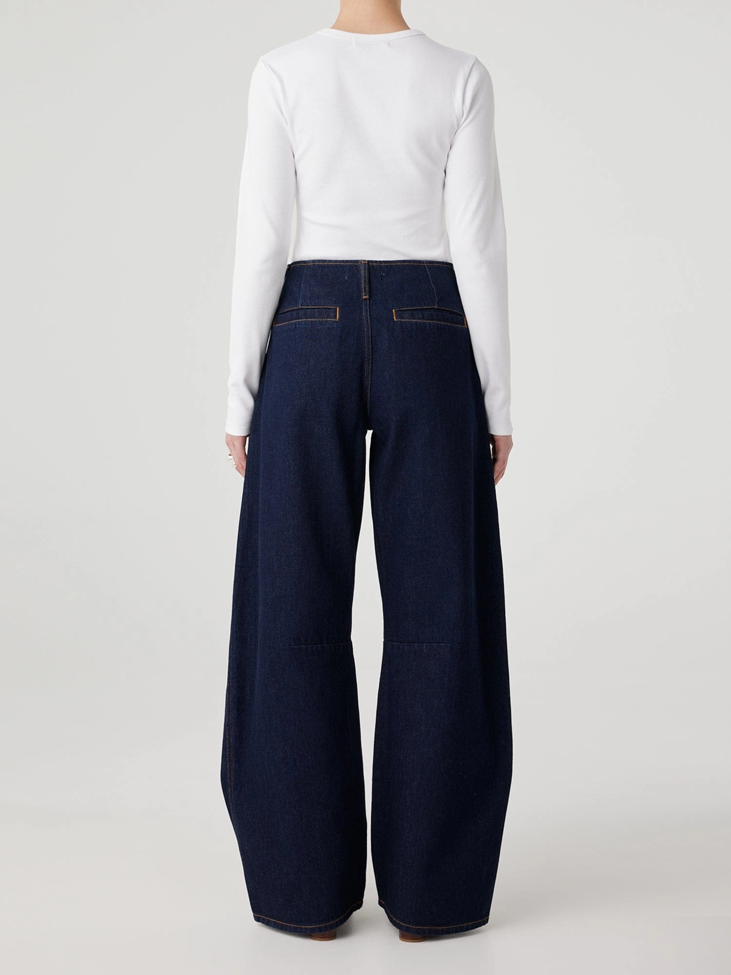 Vera Tuxedo Jean Pure Blue Weekend Getaway Trend Setter Weekend Ready