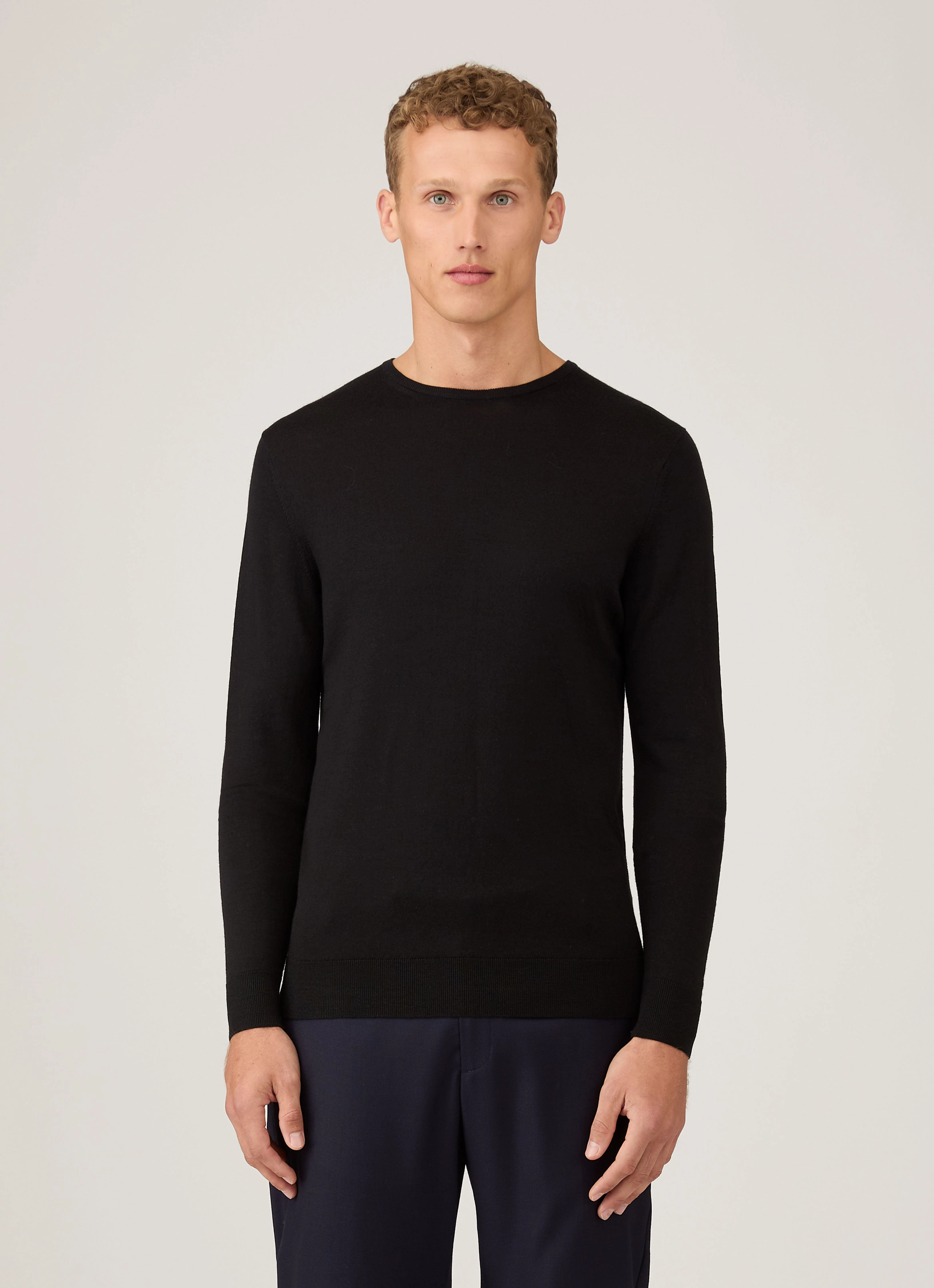 Clean Lines Men's Extra-Fine Merino Crew Neck in Black