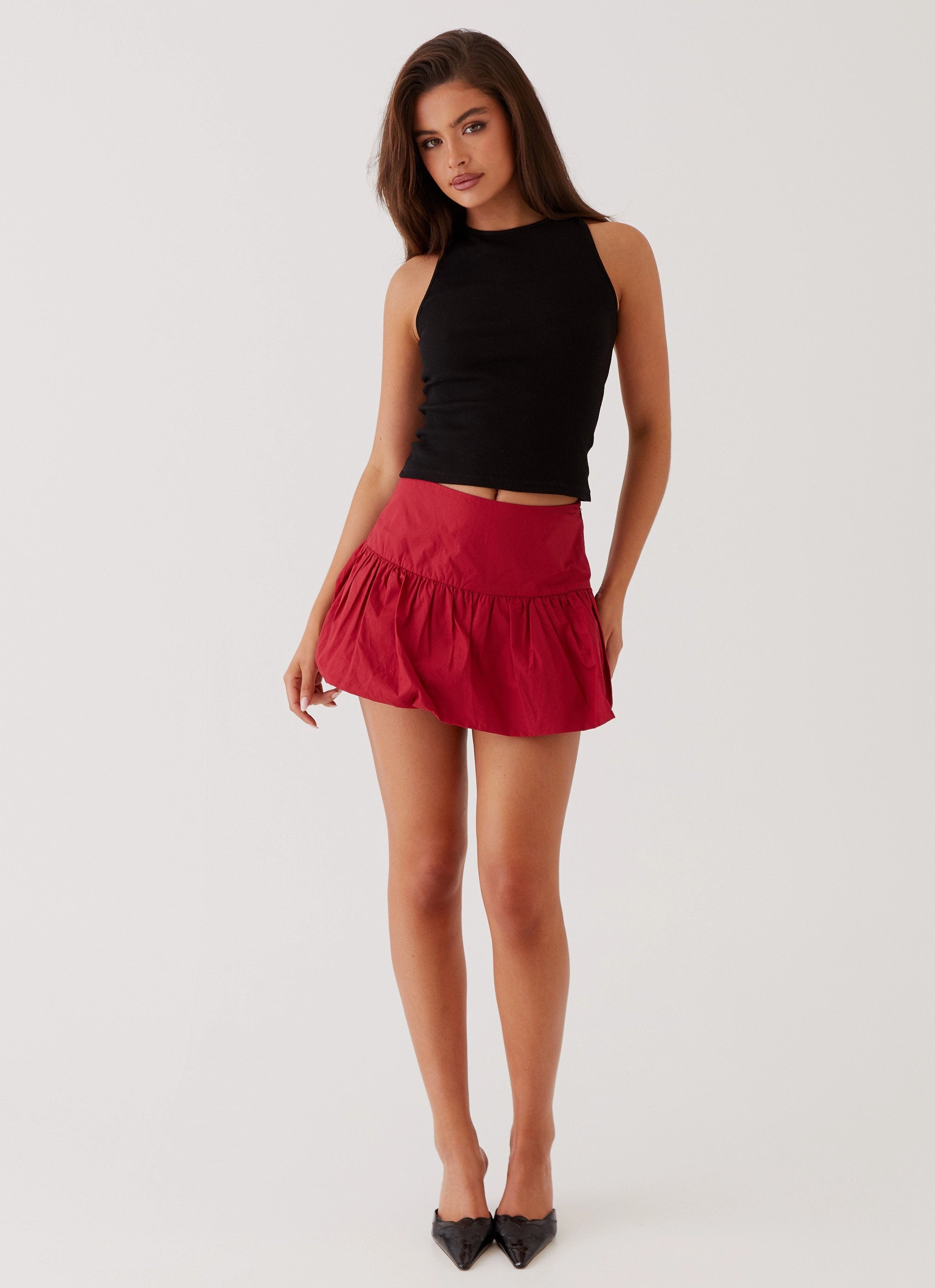 Versatile Design HiddenPockets Hotel California Low Rise Mini Skirt - Red