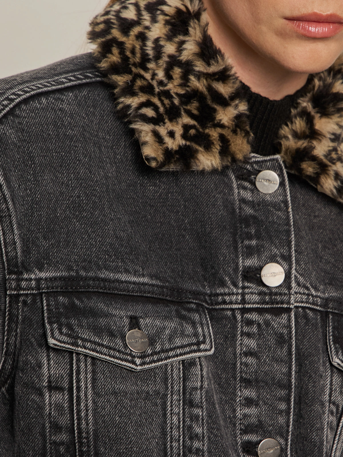 Compliment Charm Boyfriend Trucker Jacket Washed Black Denim