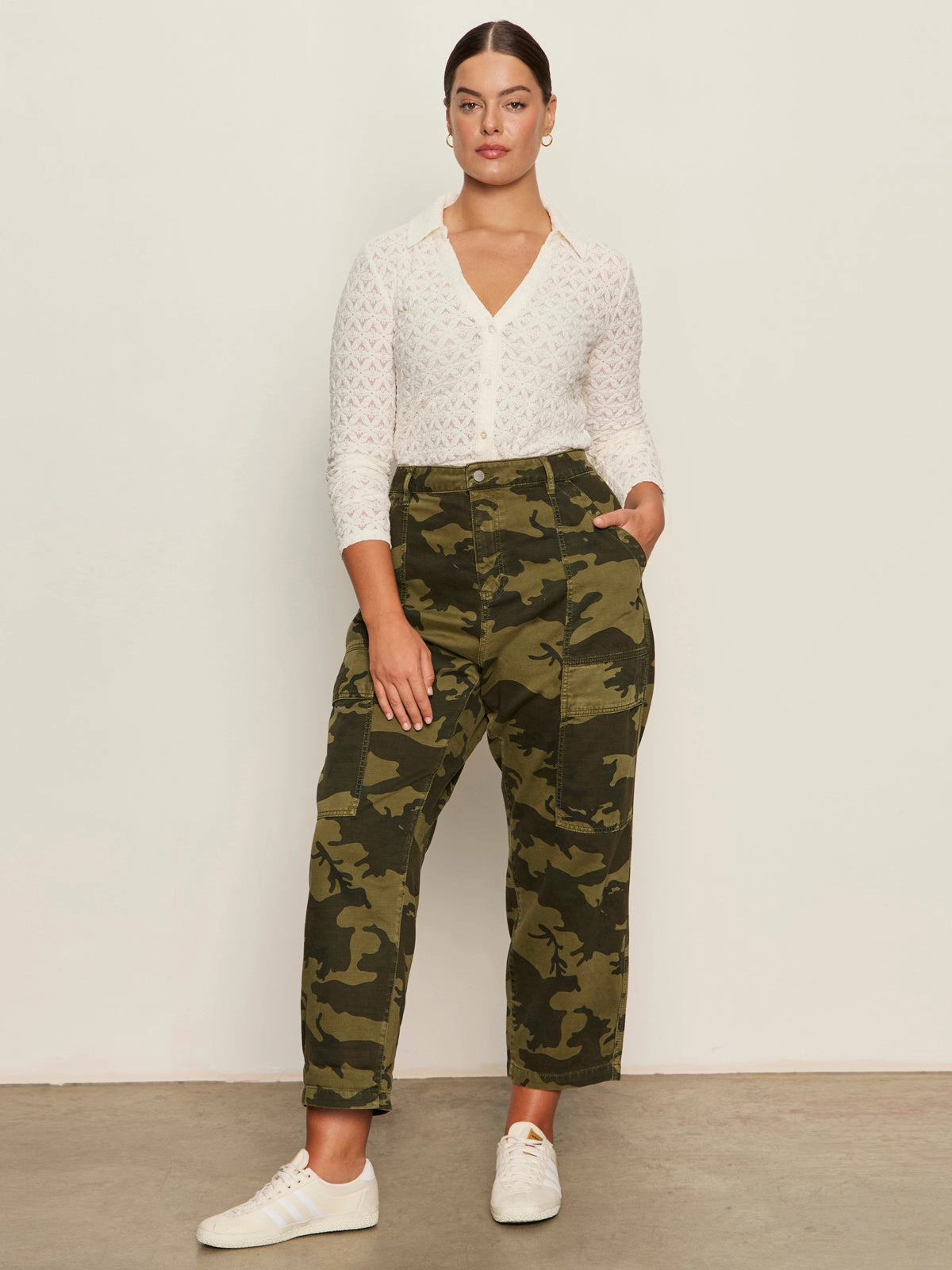 Casual Fit Design Boyfriend Utility Pant Rambler Camo Extended Sizing