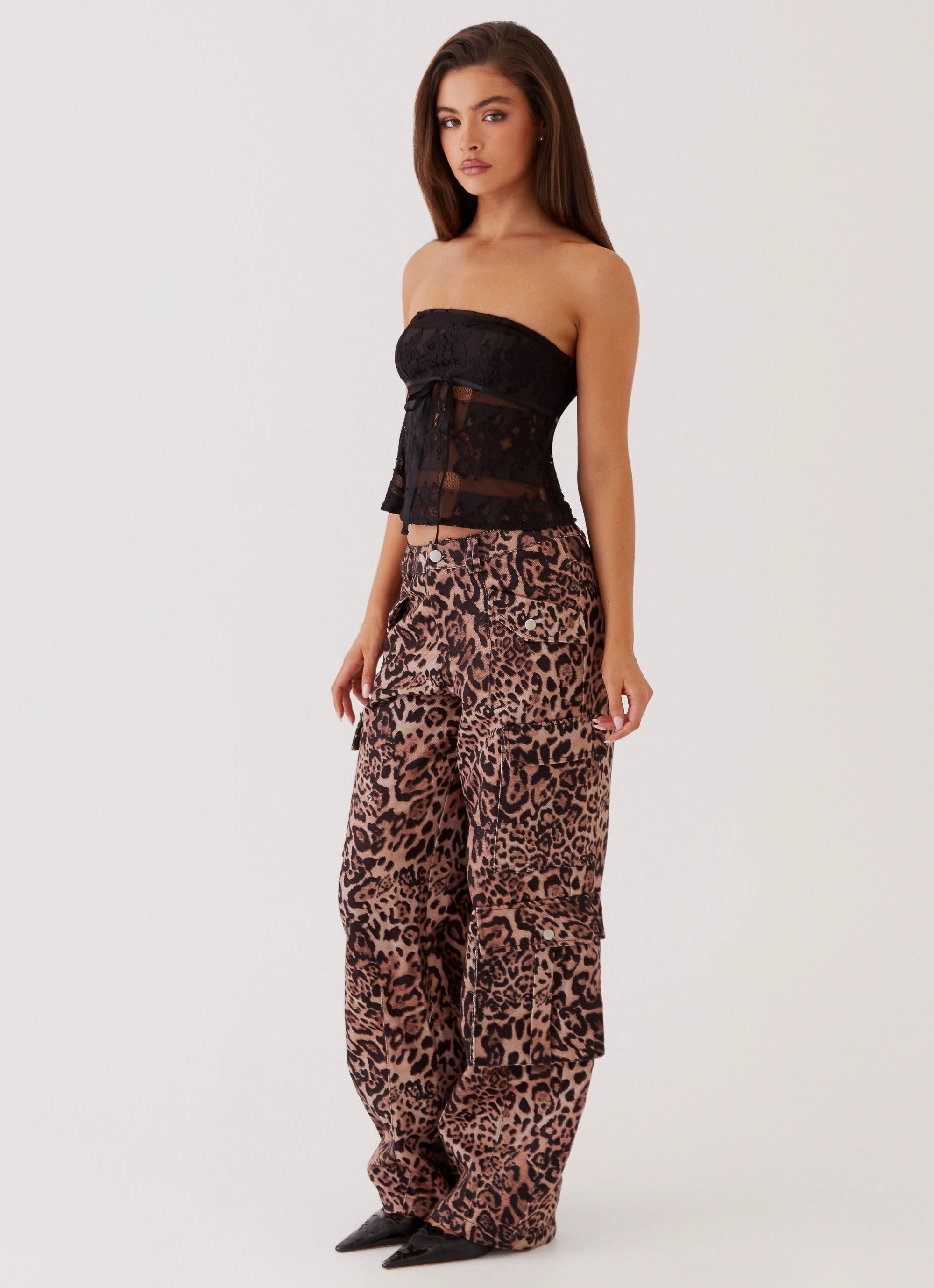 Lightweight Design ComfortStretch Break It Off Strapless Top - Black