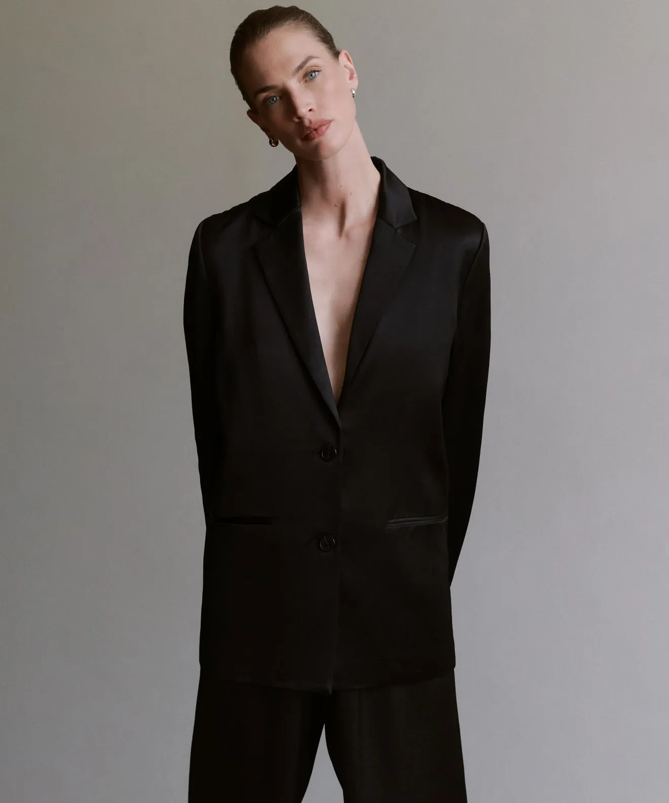 Tagless Neckline Design Bond Blazer