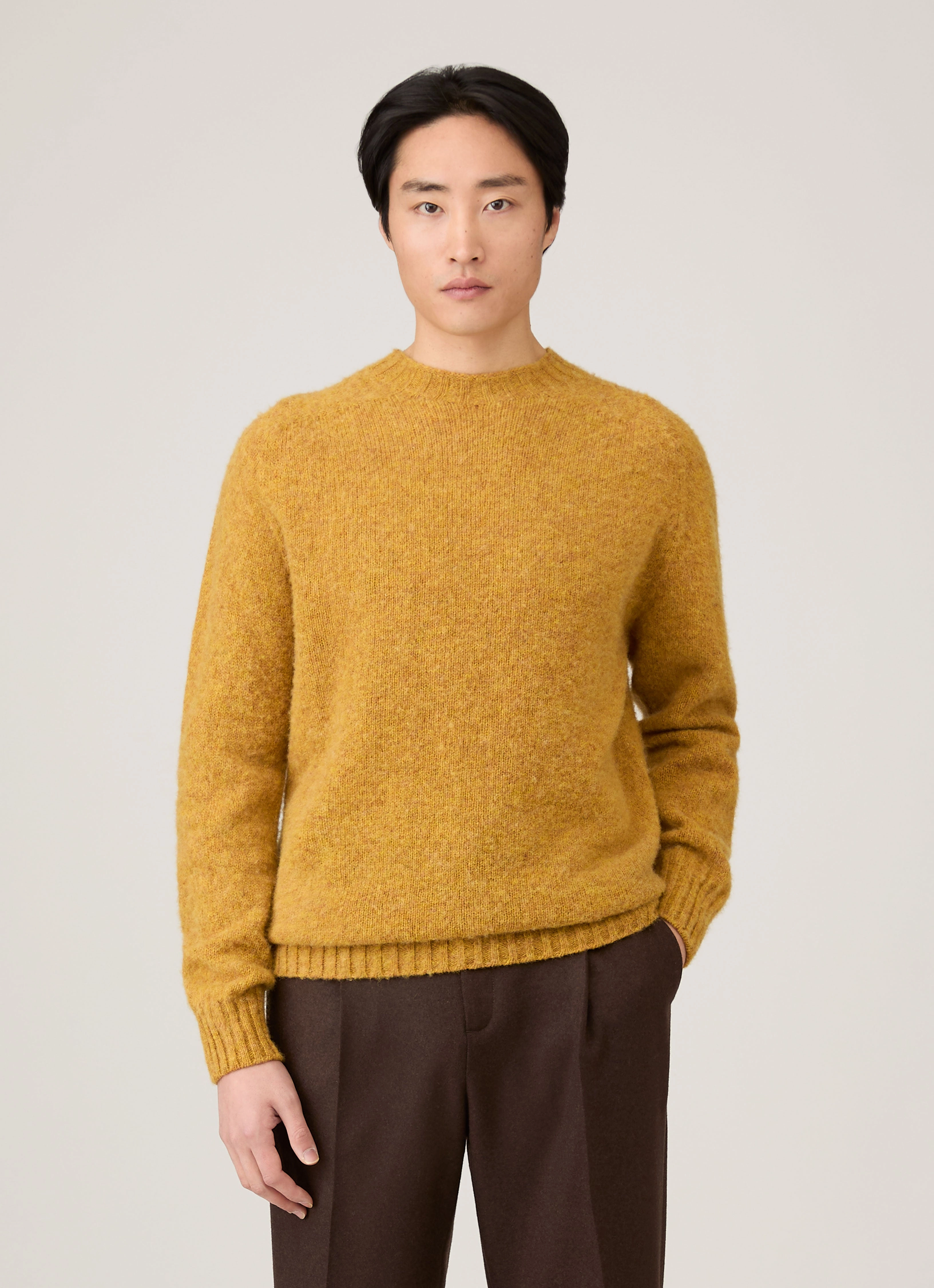Men's Shetland Crew Neck Jumper in Saffron Layer Comfort
