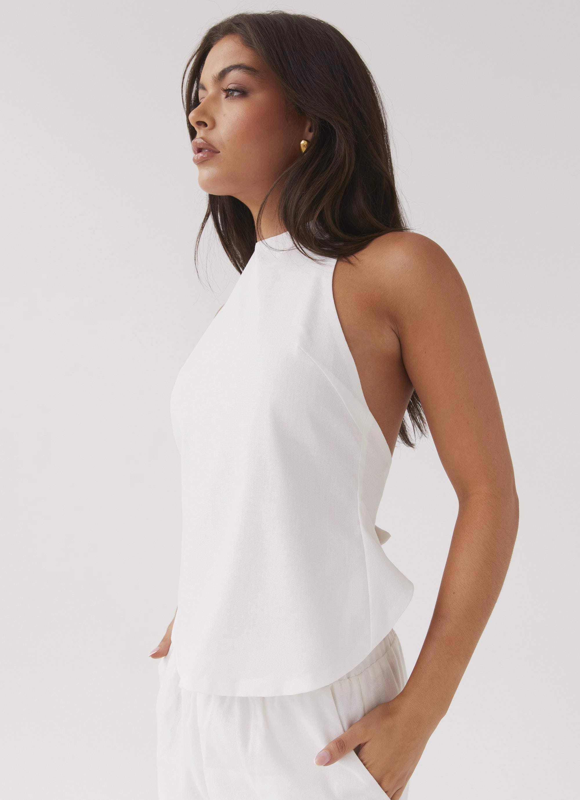 FlexibleCuff Active Wear Heatwave Linen Apron Top - White