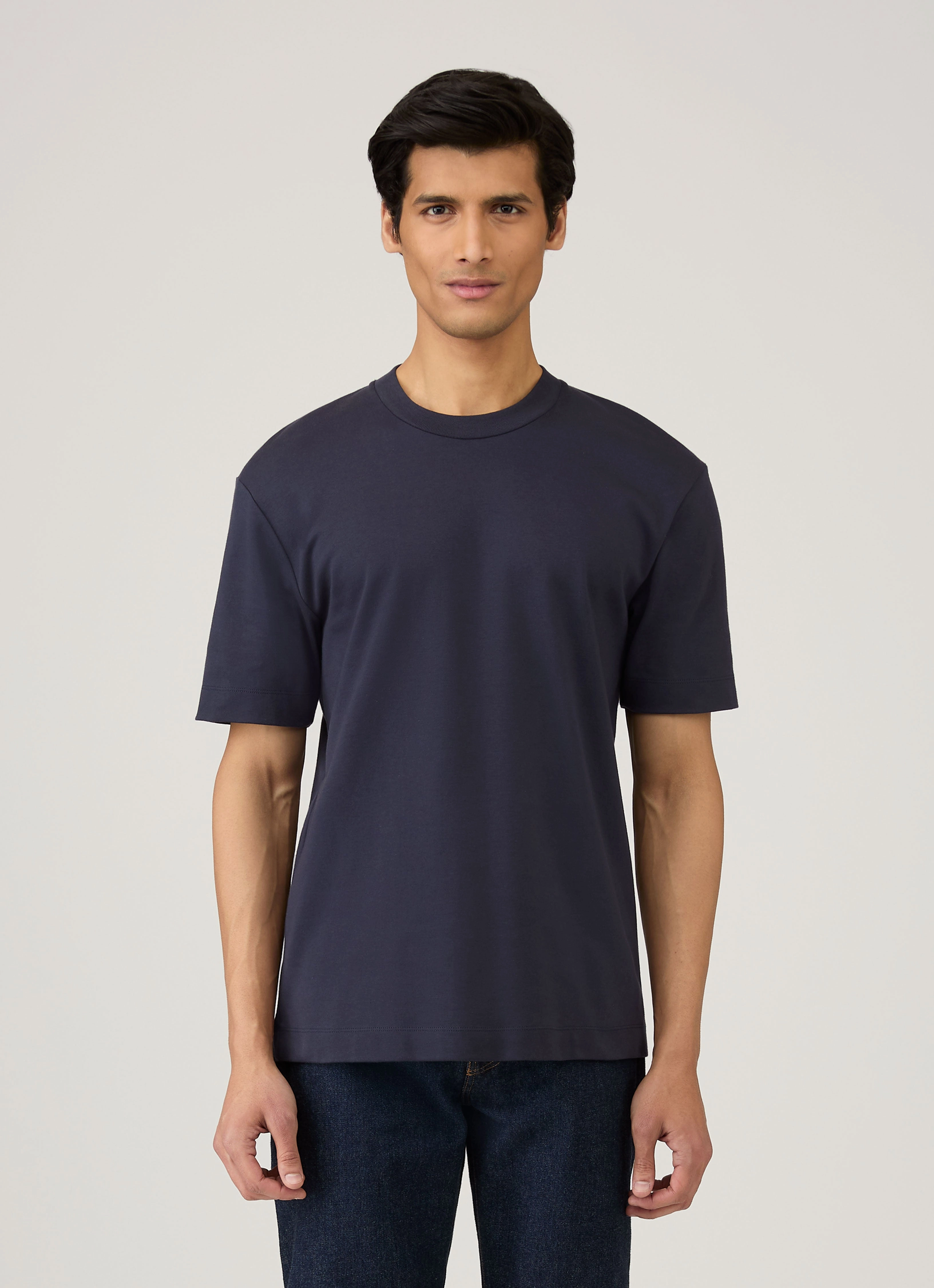 Men's Relaxed Fit Heavyweight T-shirt in Navy Slim Fit Cut Layered Wear