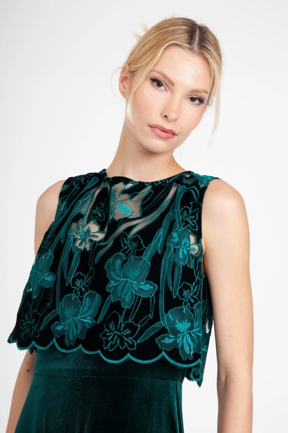 Brie Dress ?C Teal Petal Flowing Design Feminine Tailoring