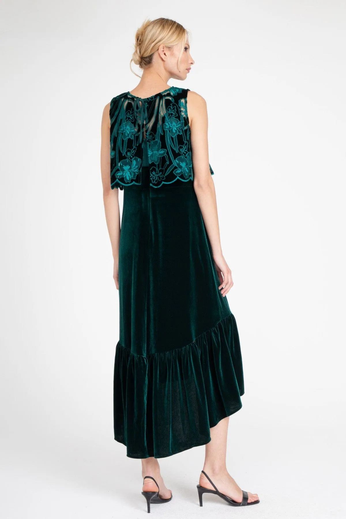 Brie Dress ?C Teal Petal Subtle Lines