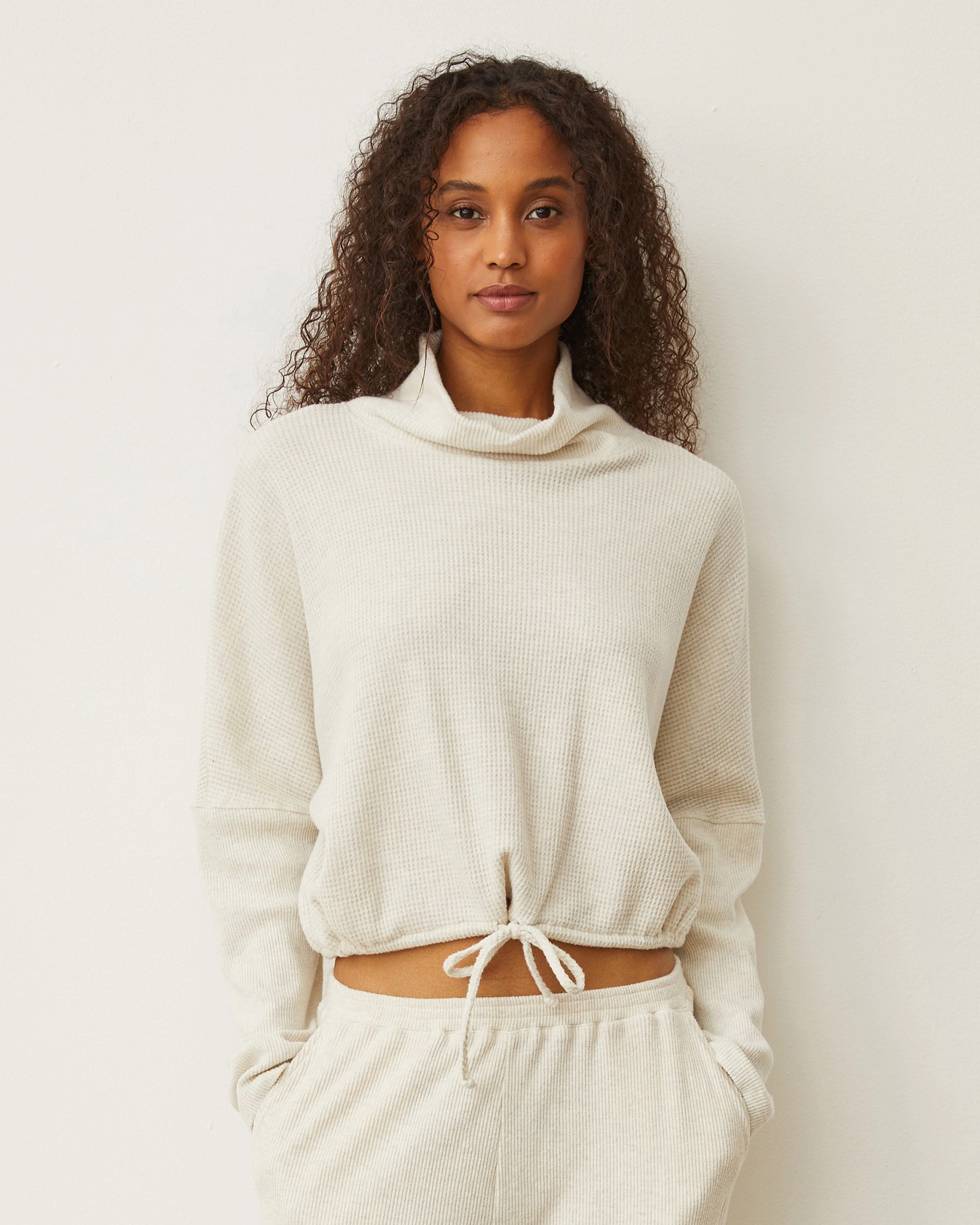 DoubleStitchedSeams TaglessNecklineComfort Brushed Thermal Drawcord Waist Sweatshirt