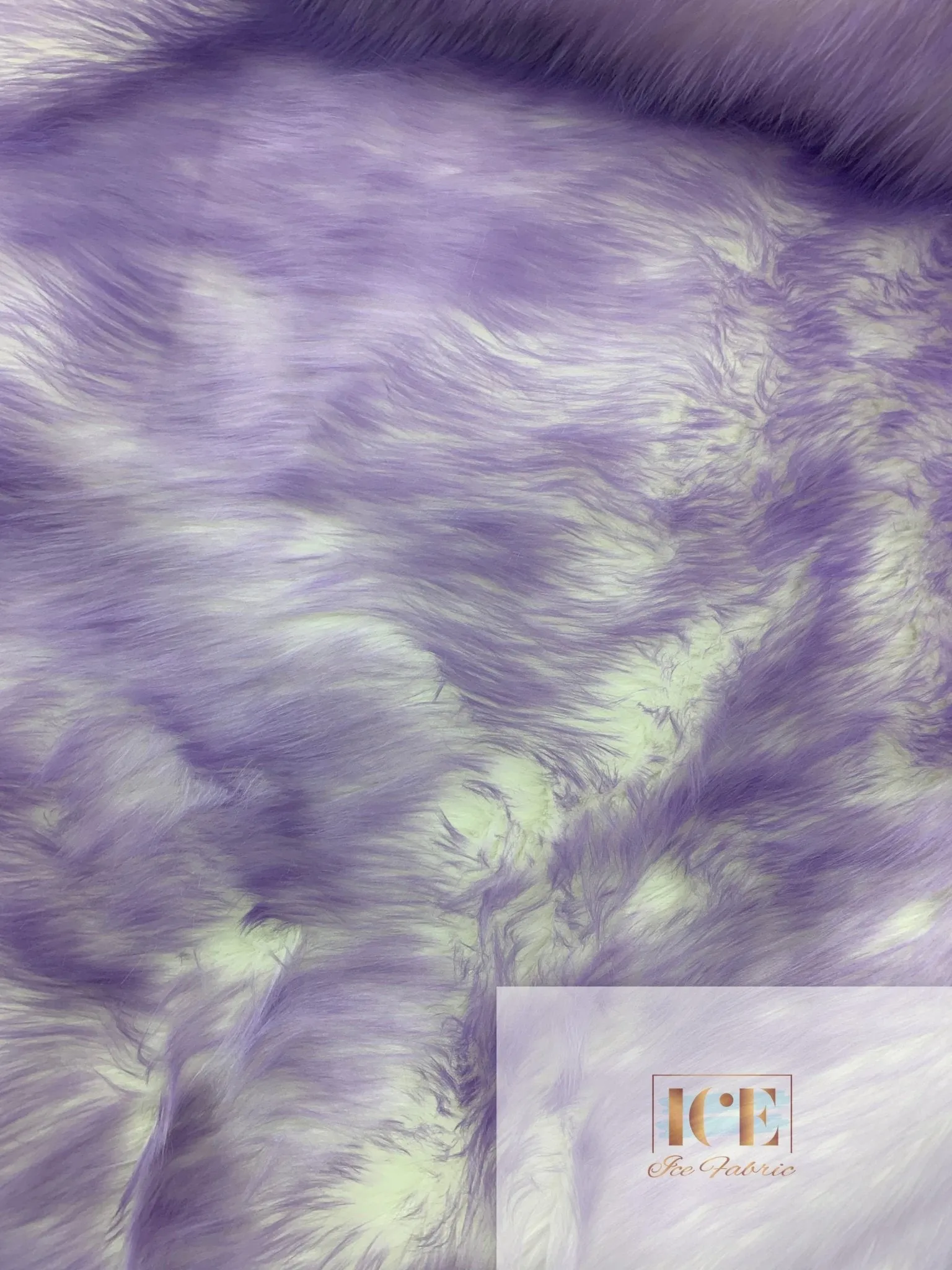 Canadian Fox 2 Tone Shaggy Long Pile Faux Fur Fabric For Blankets, Costumes, Bed Spread