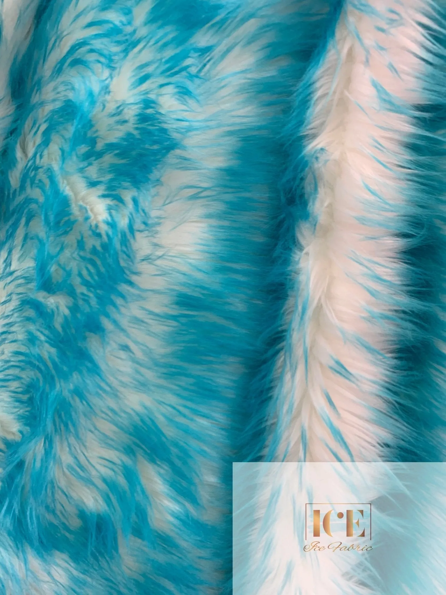 Canadian Fox 2 Tone Shaggy Long Pile Faux Fur Fabric For Blankets, Costumes, Bed Spread