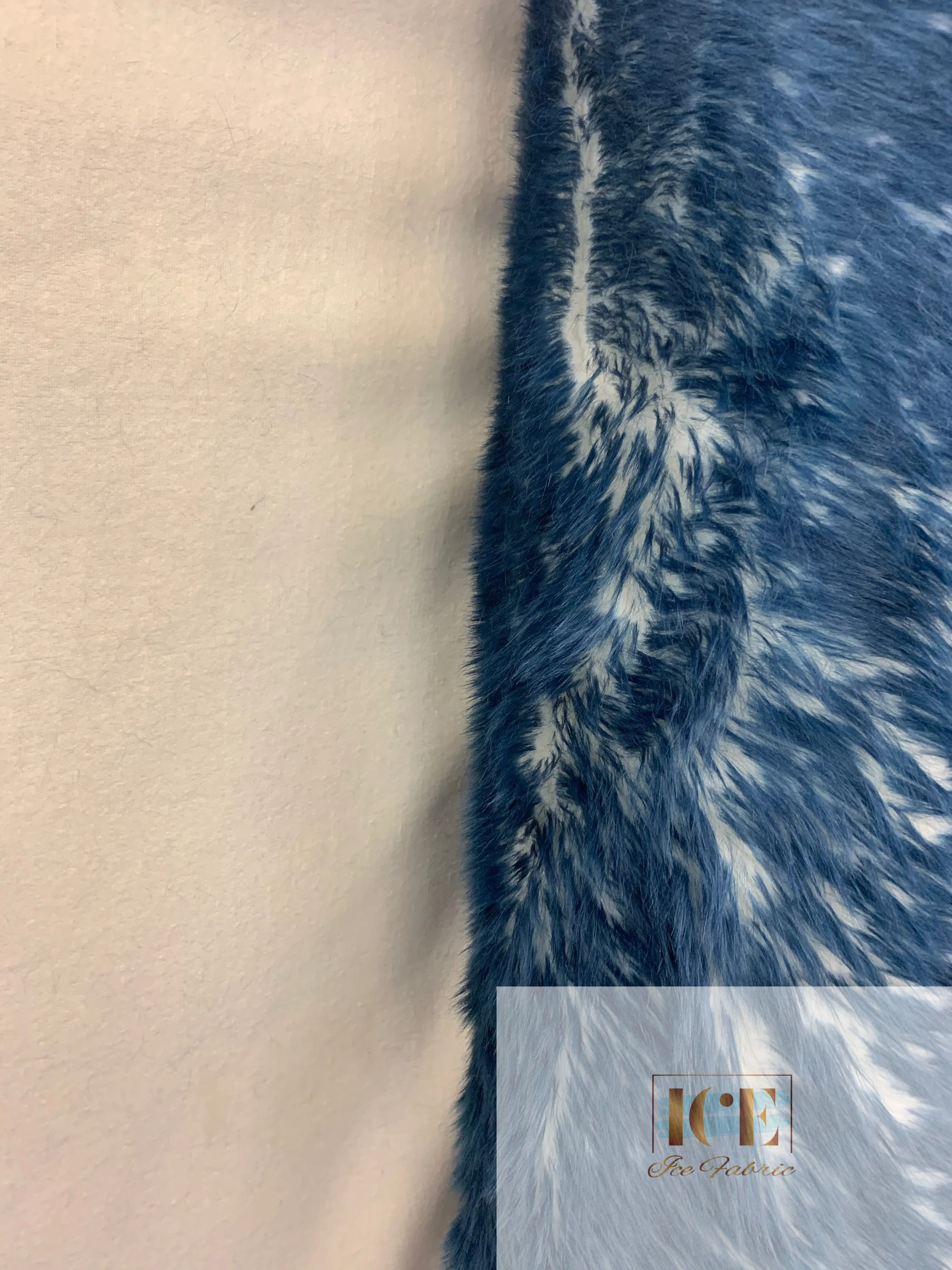 Canadian Fox 2 Tone Shaggy Long Pile Faux Fur Fabric For Blankets, Costumes, Bed Spread