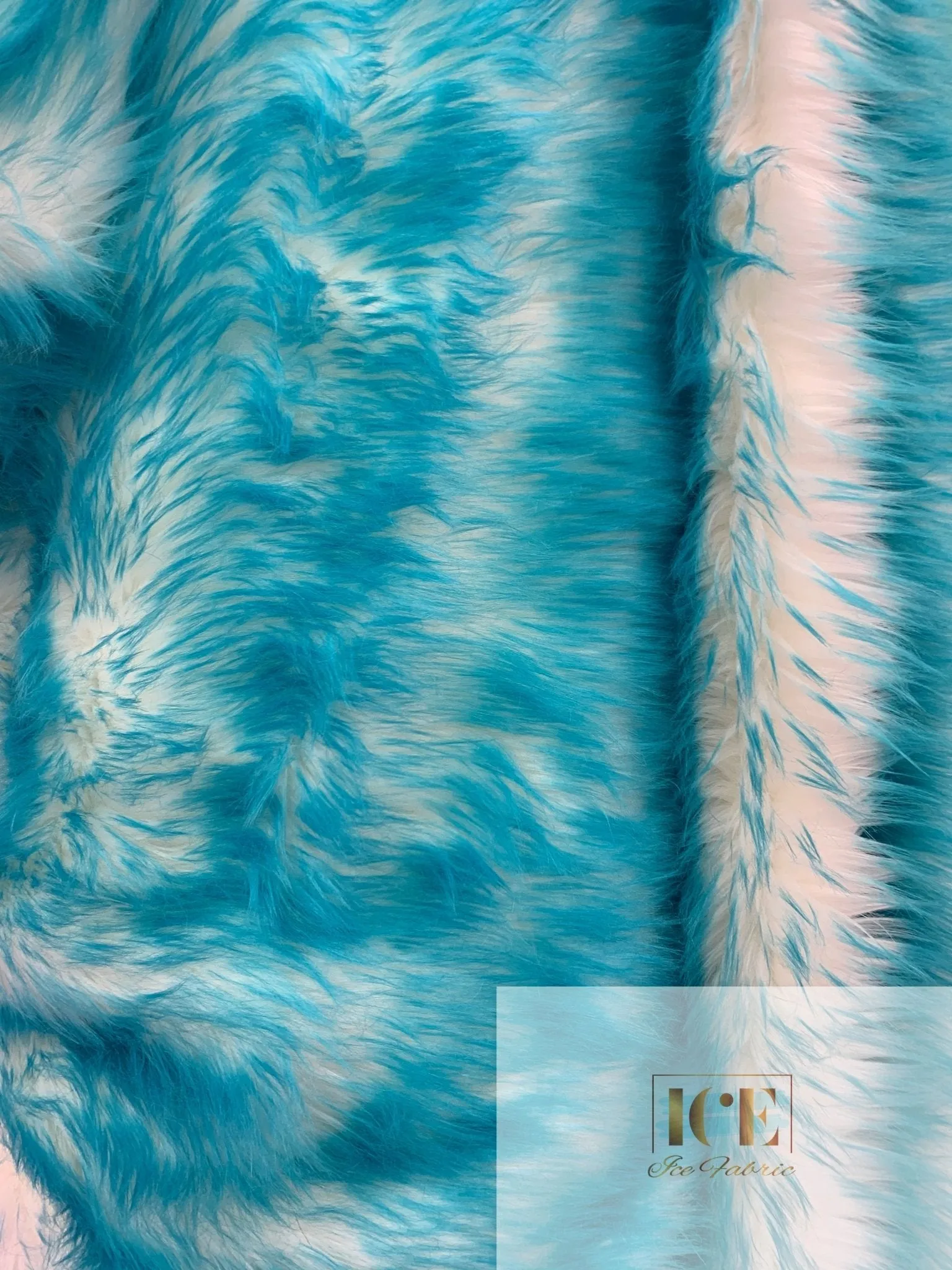 Canadian Fox 2 Tone Shaggy Long Pile Faux Fur Fabric For Blankets, Costumes, Bed Spread