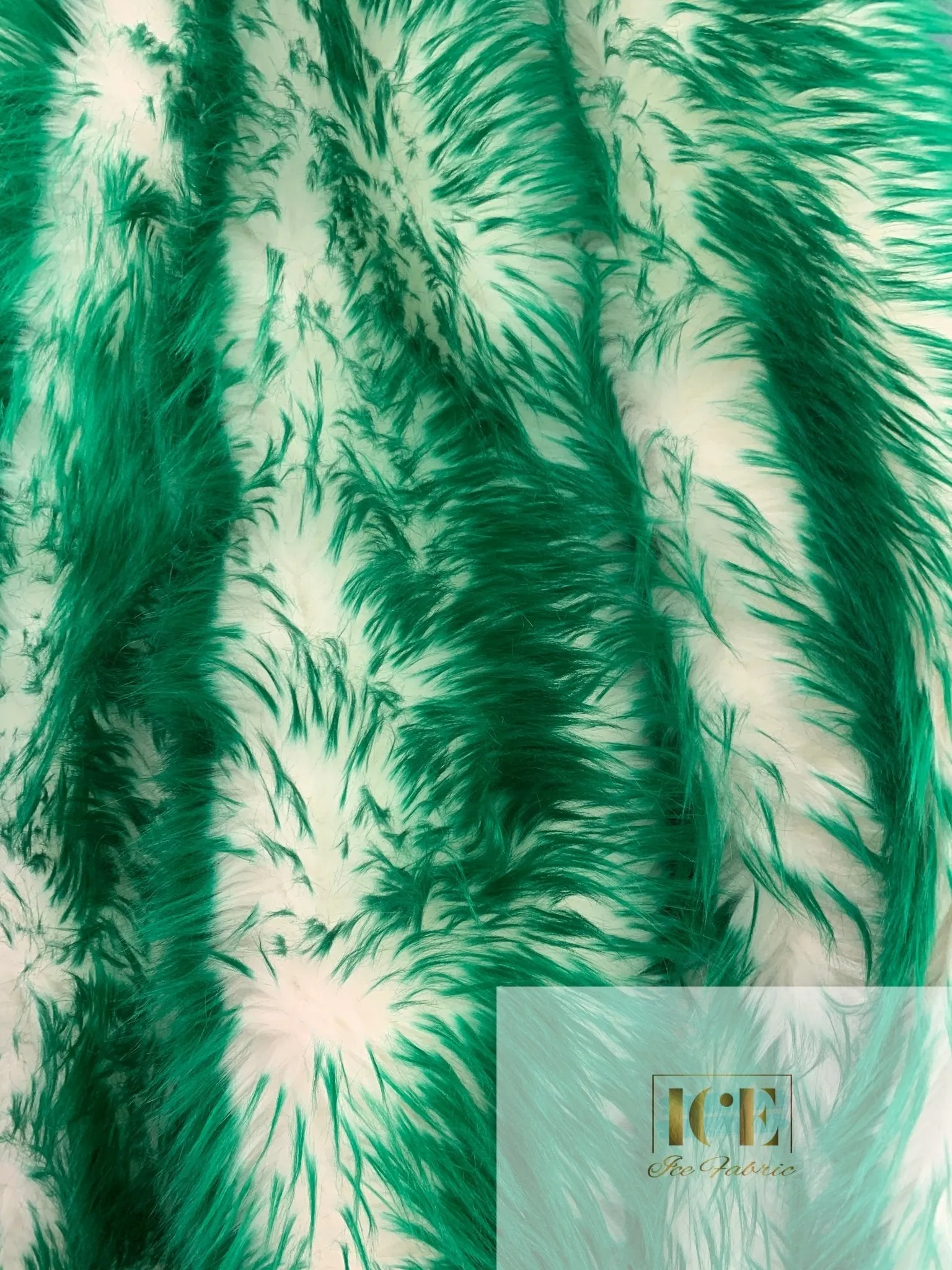 Canadian Fox 2 Tone Shaggy Long Pile Faux Fur Fabric For Blankets, Costumes, Bed Spread