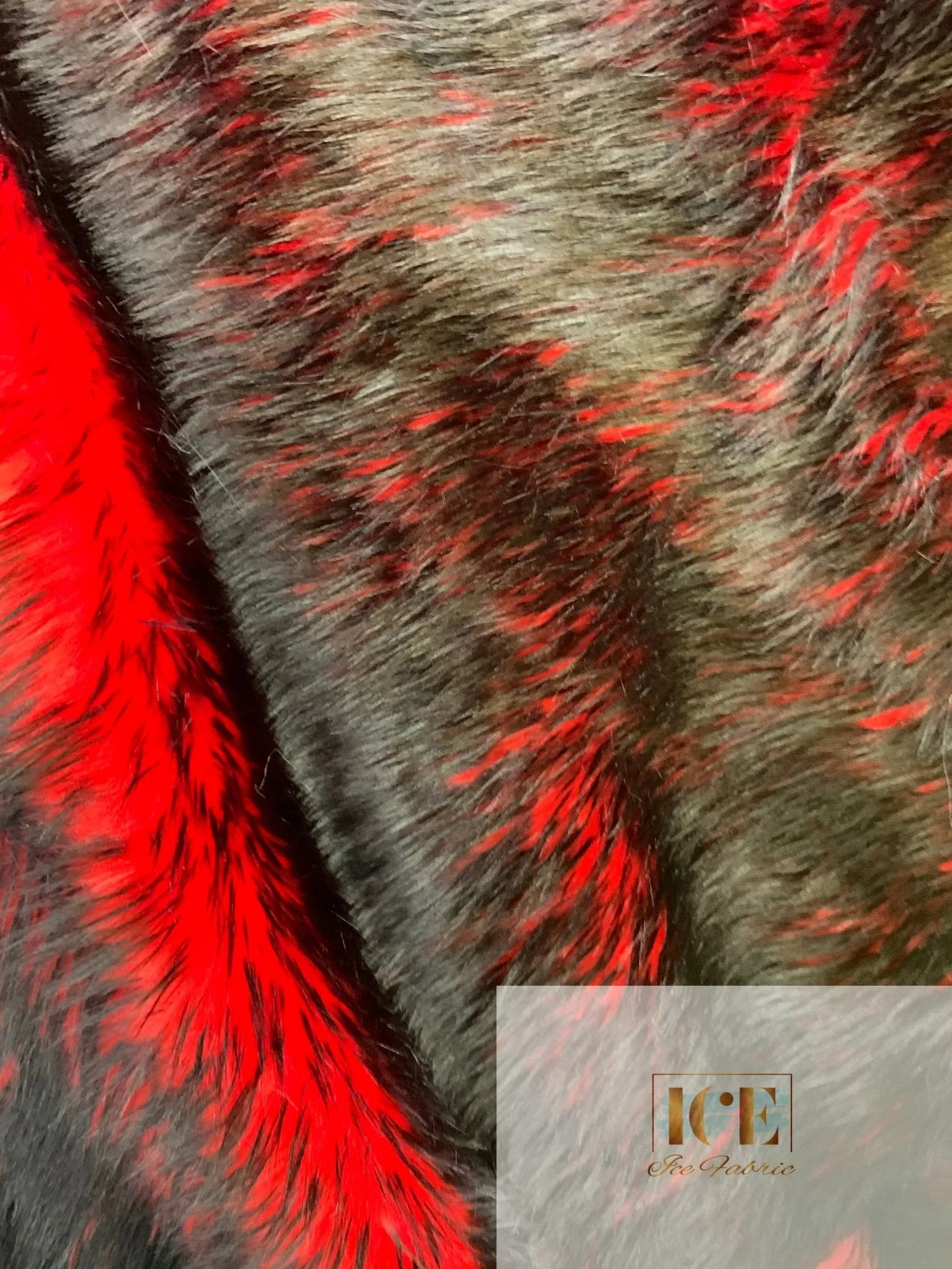Canadian Fox 2 Tone Shaggy Long Pile Faux Fur Fabric For Blankets, Costumes, Bed Spread