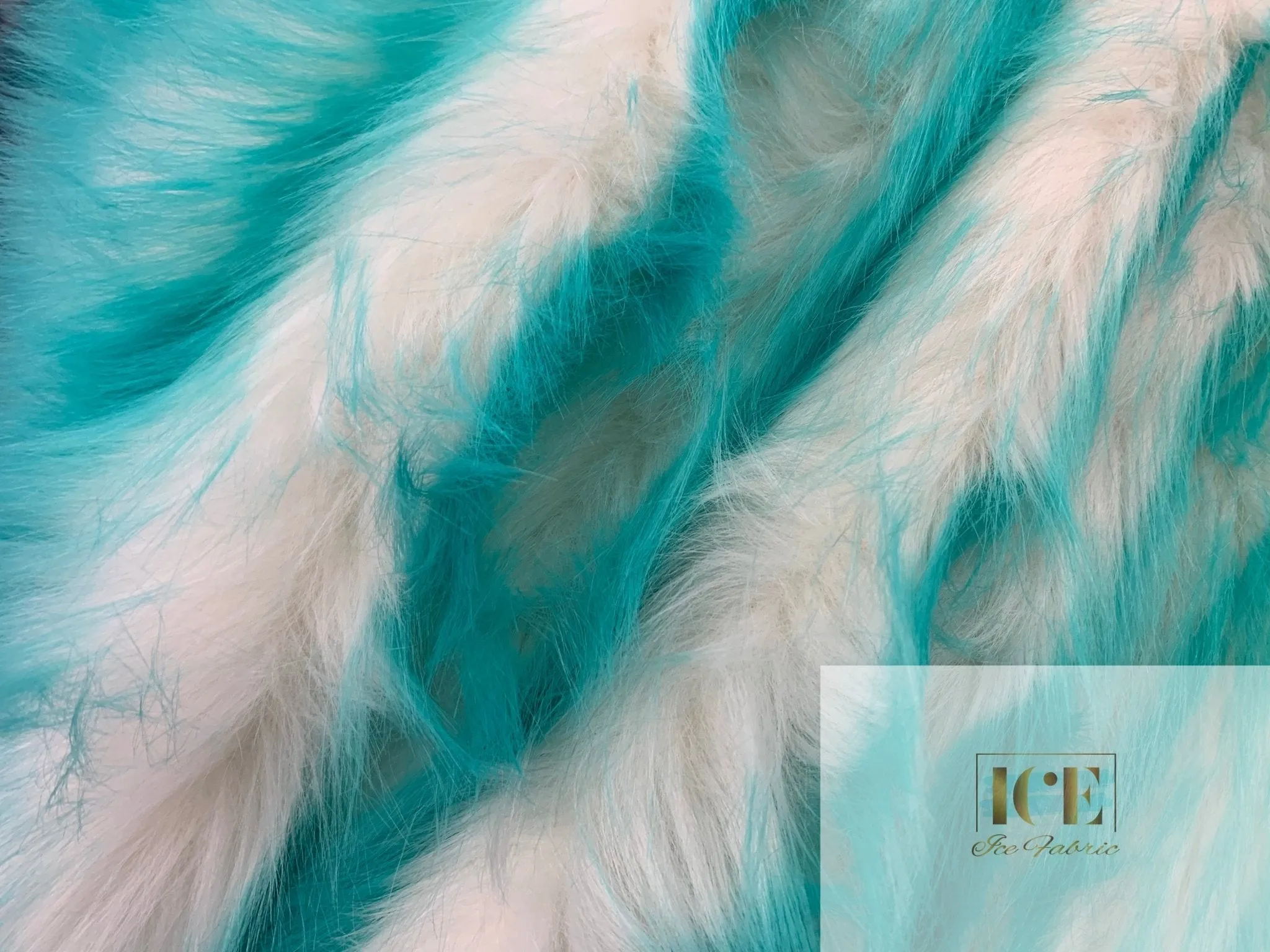 Canadian Fox 2 Tone Shaggy Long Pile Faux Fur Fabric For Blankets, Costumes, Bed Spread